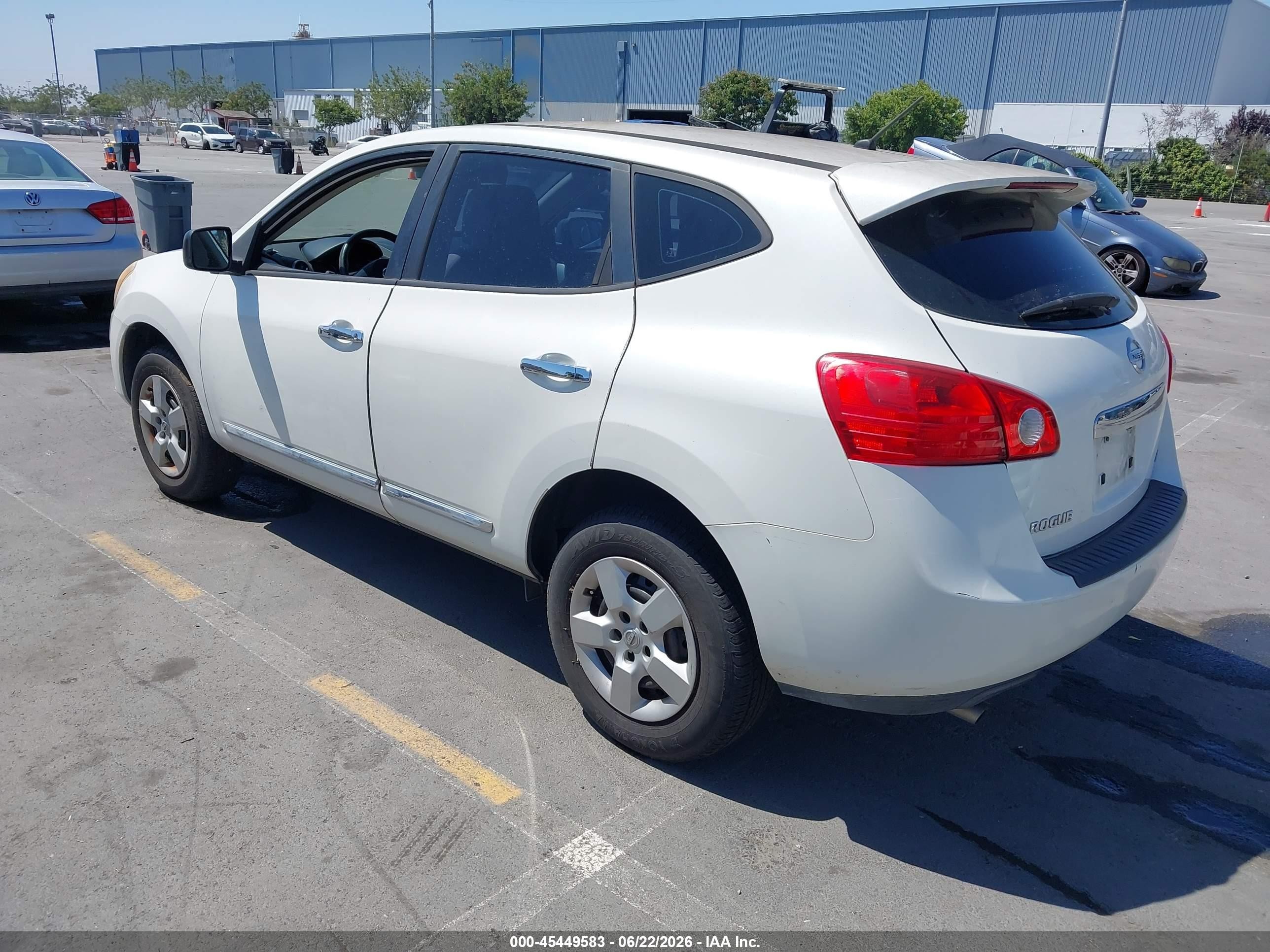 2011 Nissan Rogue S White vin: JN8AS5MV0BW253180