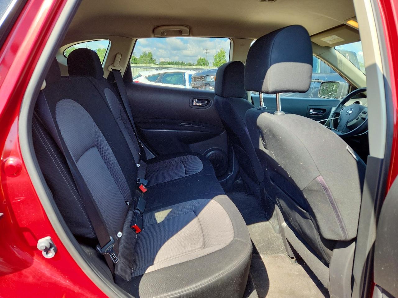 2011 Nissan Rogue S Красный vin: JN8AS5MV0BW258427
