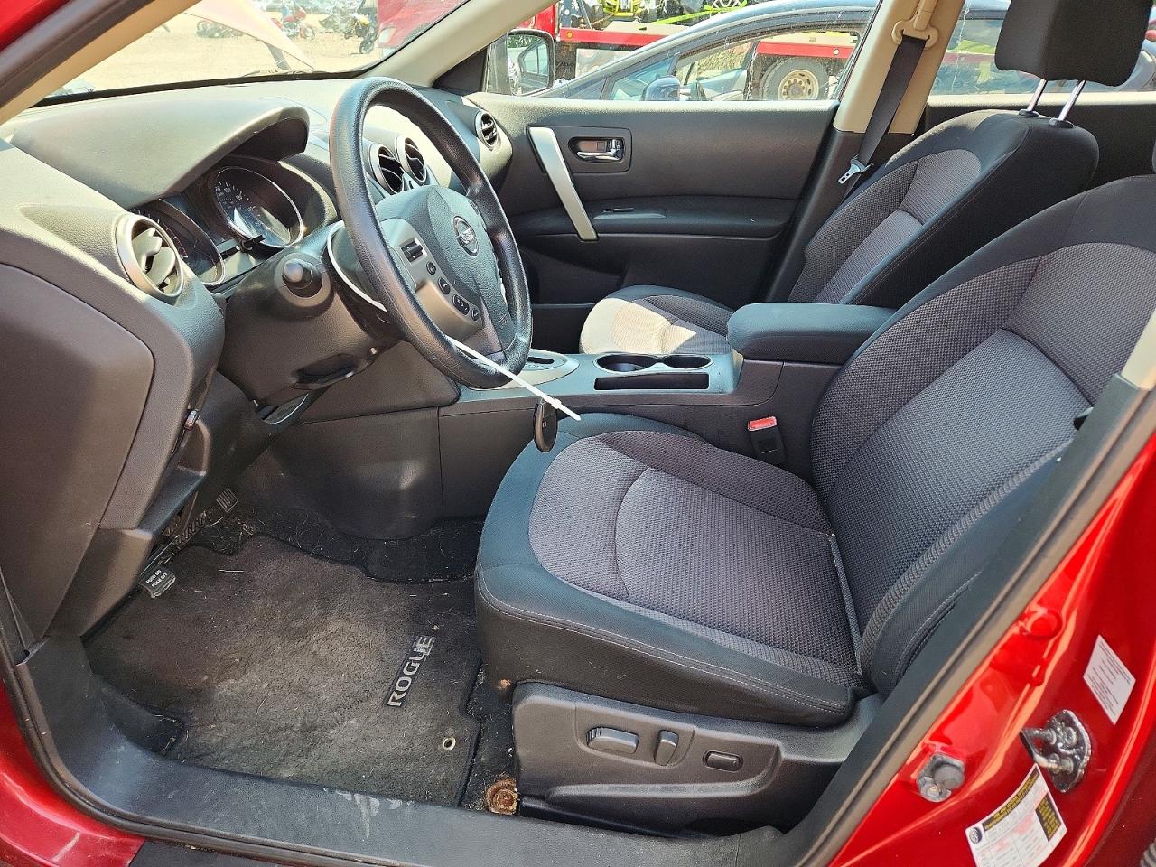 2011 Nissan Rogue S Красный vin: JN8AS5MV0BW258427