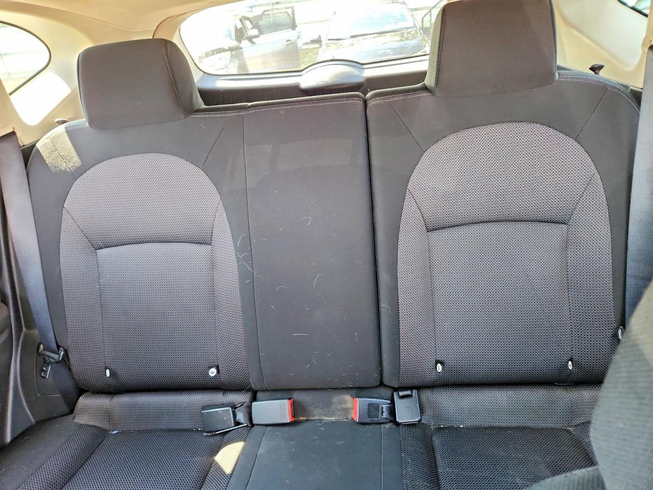 2011 Nissan Rogue S Красный vin: JN8AS5MV0BW258427