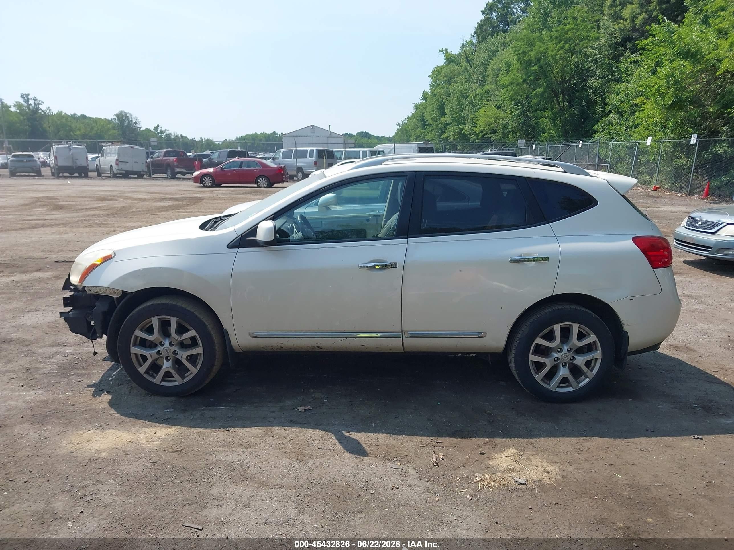 2011 Nissan Rogue Sv White vin: JN8AS5MV0BW259464