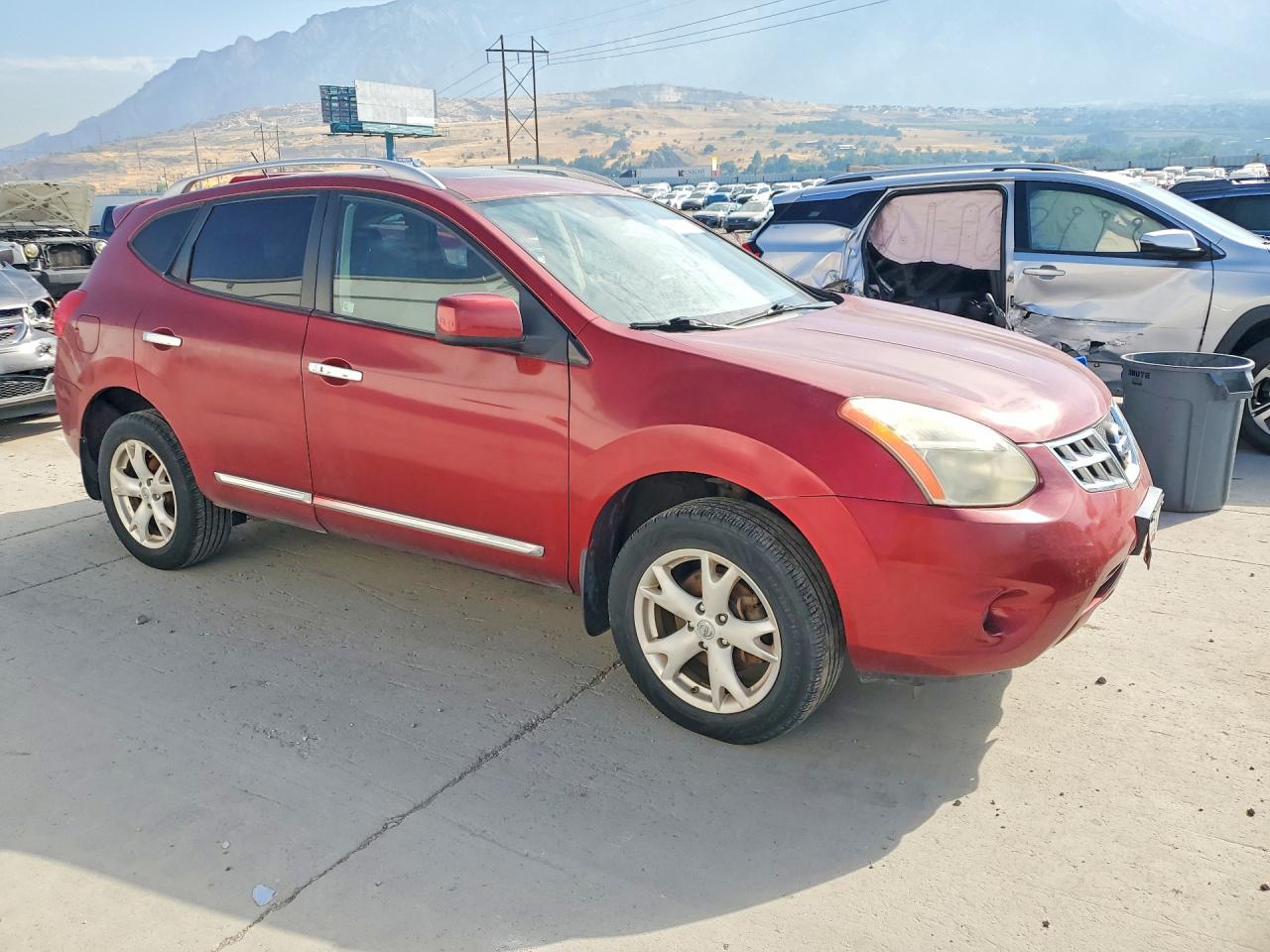 2011 Nissan Rogue S Burgundy vin: JN8AS5MV0BW260713