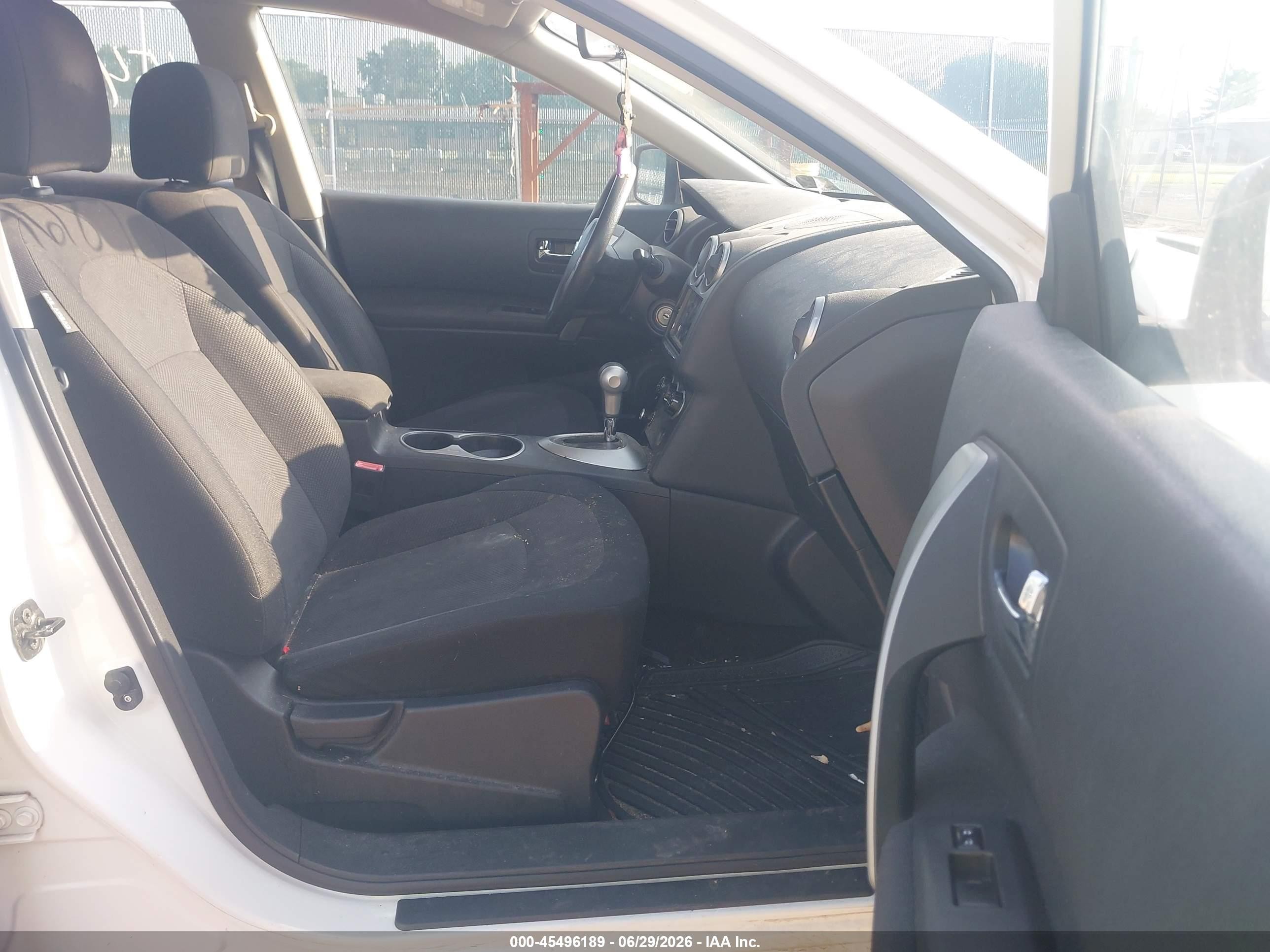 2011 Nissan Rogue S White vin: JN8AS5MV0BW290150