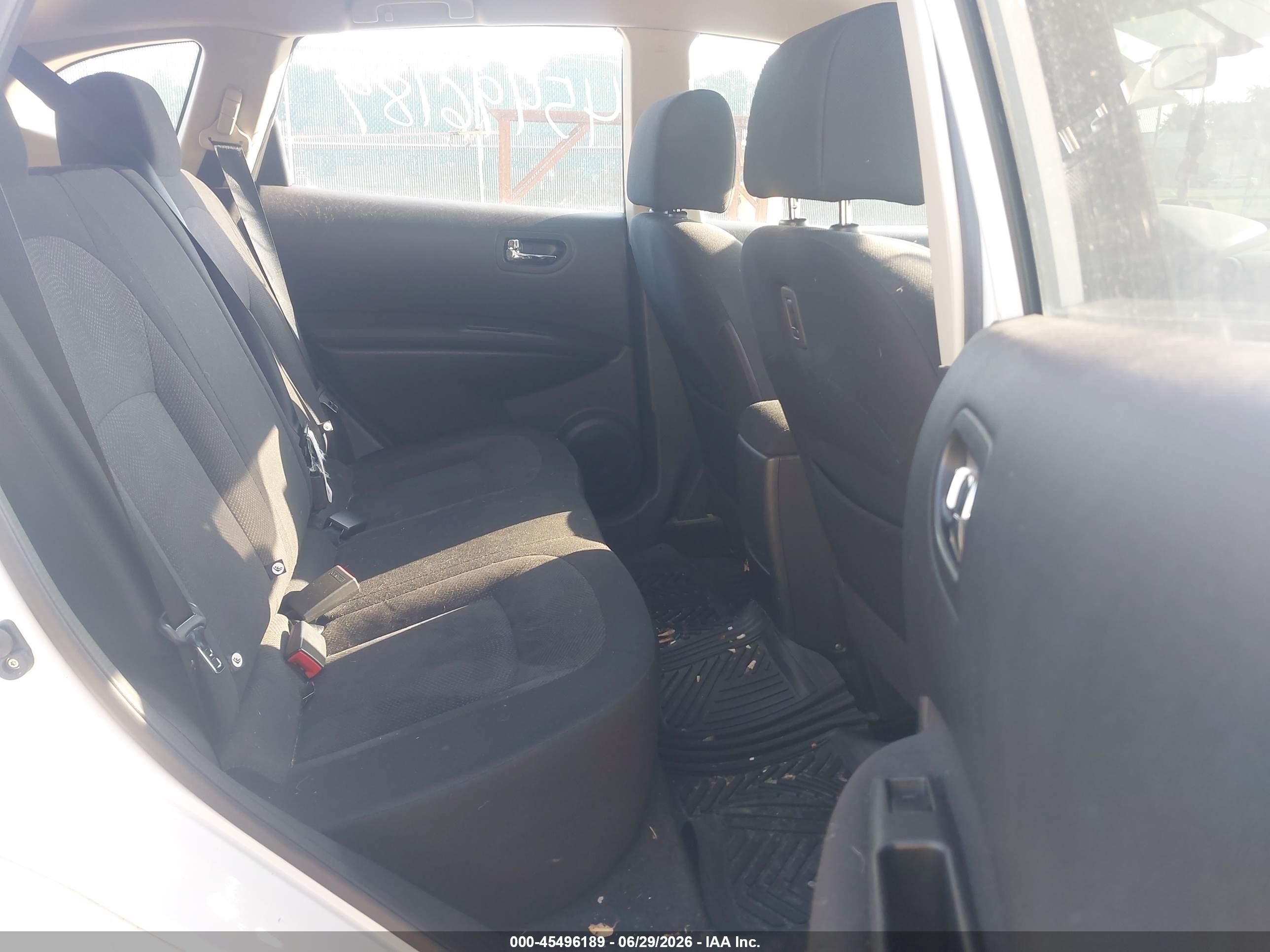 2011 Nissan Rogue S White vin: JN8AS5MV0BW290150