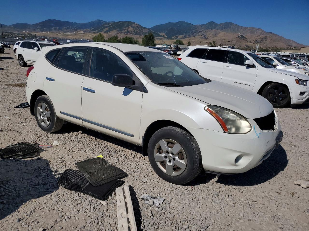 2011 Nissan Rogue S White vin: JN8AS5MV0BW293789