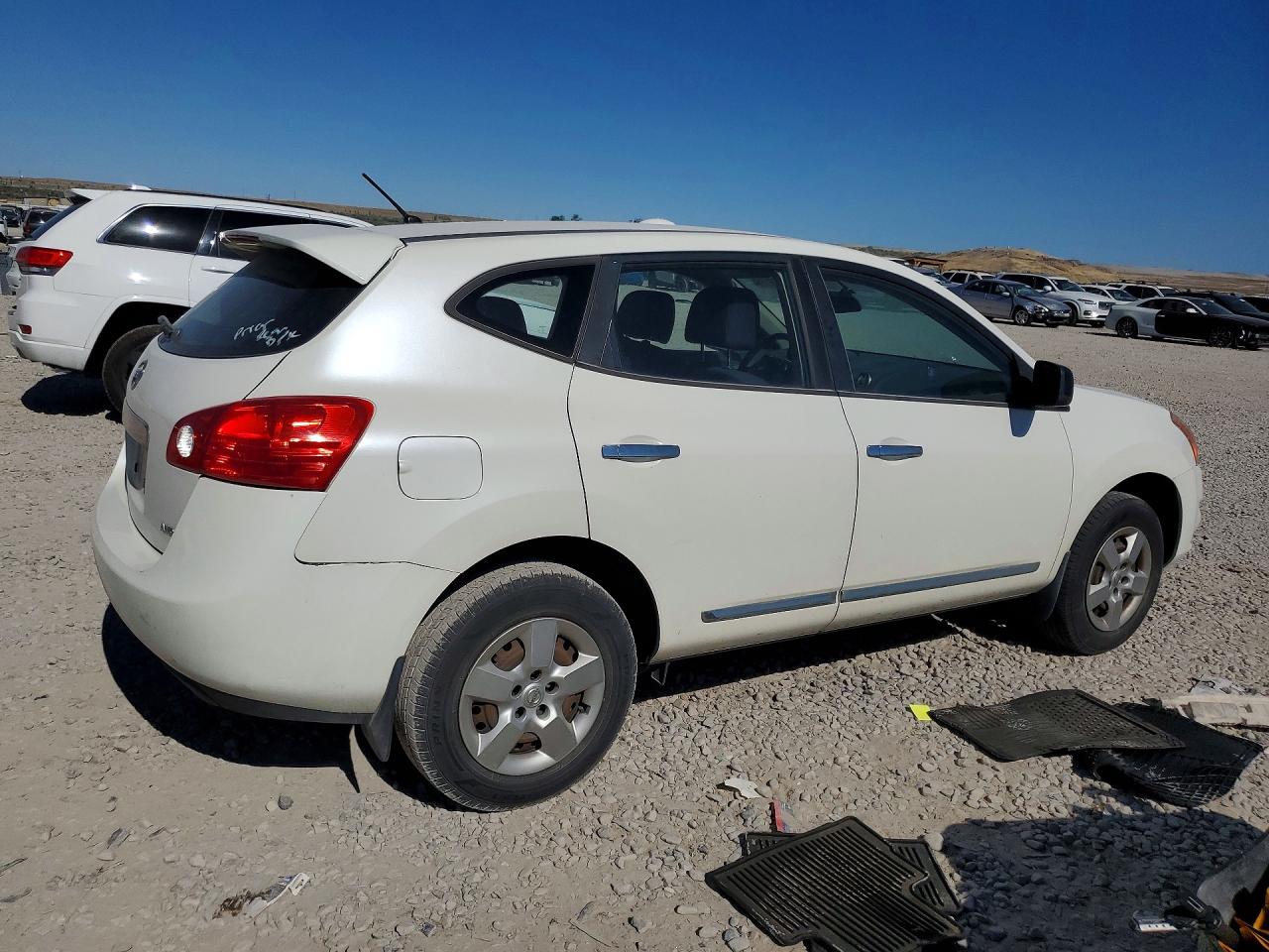 2011 Nissan Rogue S White vin: JN8AS5MV0BW293789