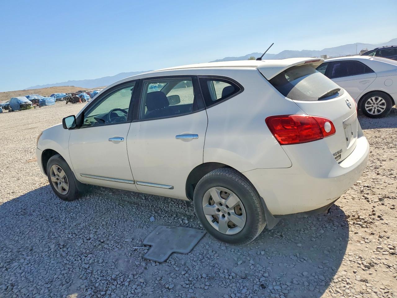 2011 Nissan Rogue S White vin: JN8AS5MV0BW293789