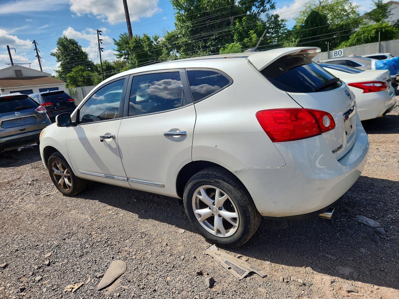 2011 Nissan Rogue S White vin: JN8AS5MV0BW297700