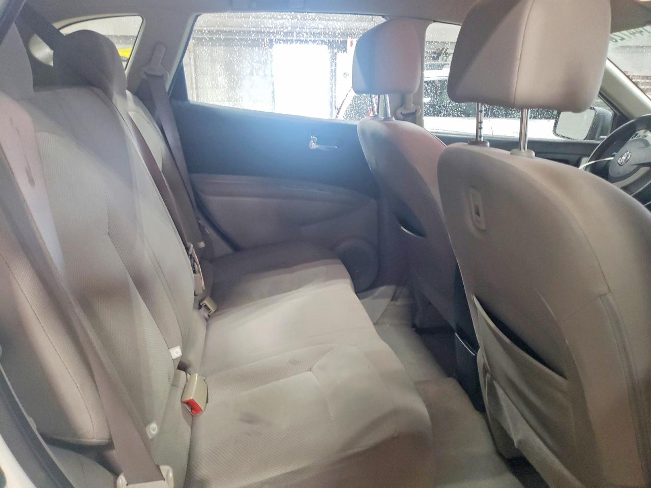 2011 Nissan Rogue S/sv/krom White vin: JN8AS5MV0BW300417