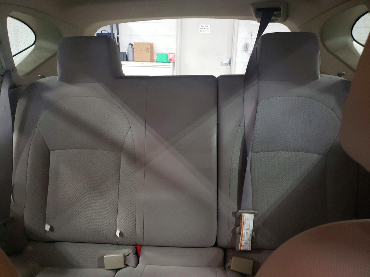 2011 Nissan Rogue S/sv/krom White vin: JN8AS5MV0BW300417