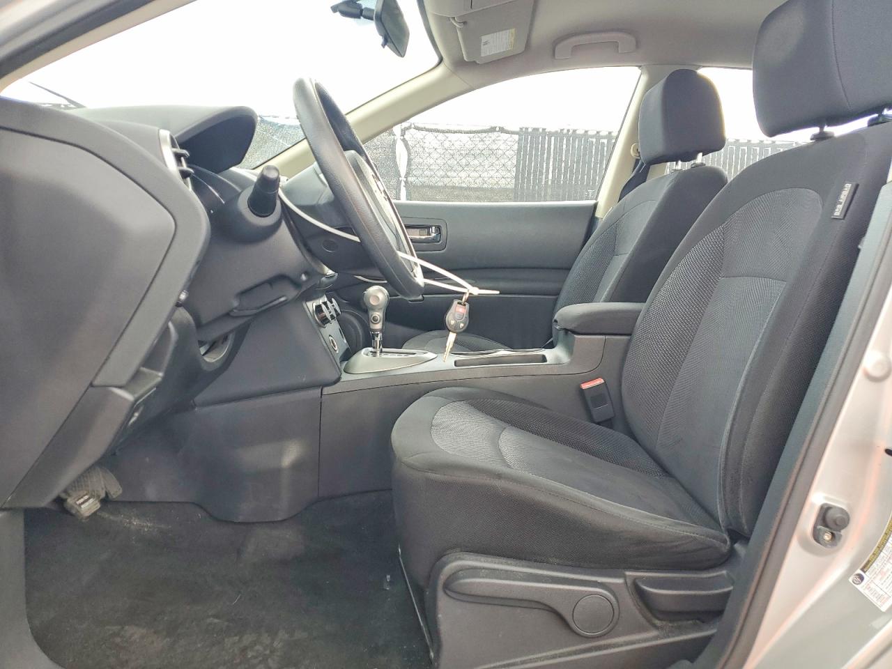 2011 Nissan Rogue S Silver vin: JN8AS5MV0BW306752