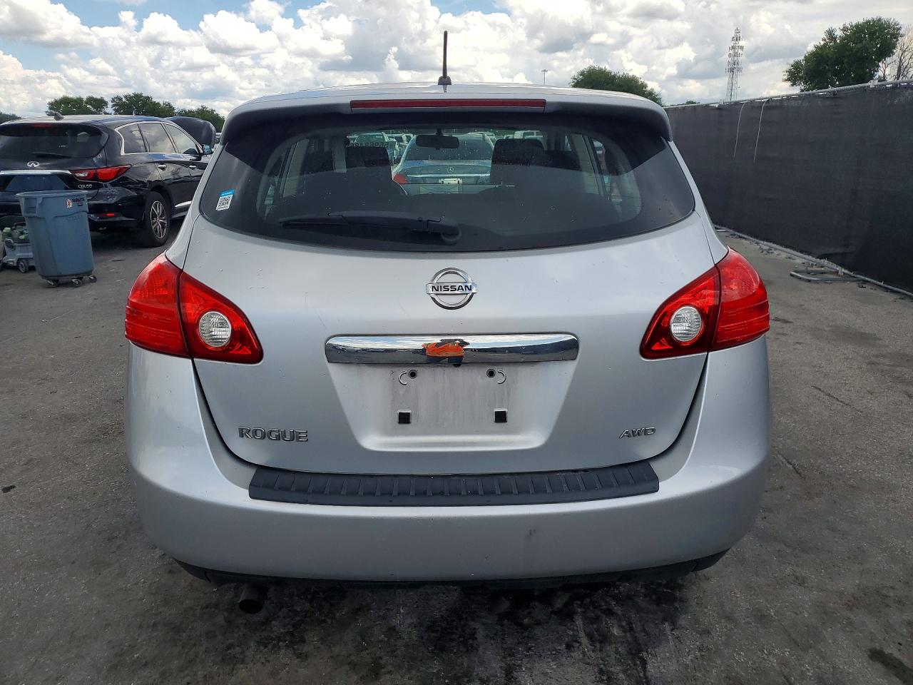 2011 Nissan Rogue S Silver vin: JN8AS5MV0BW306752