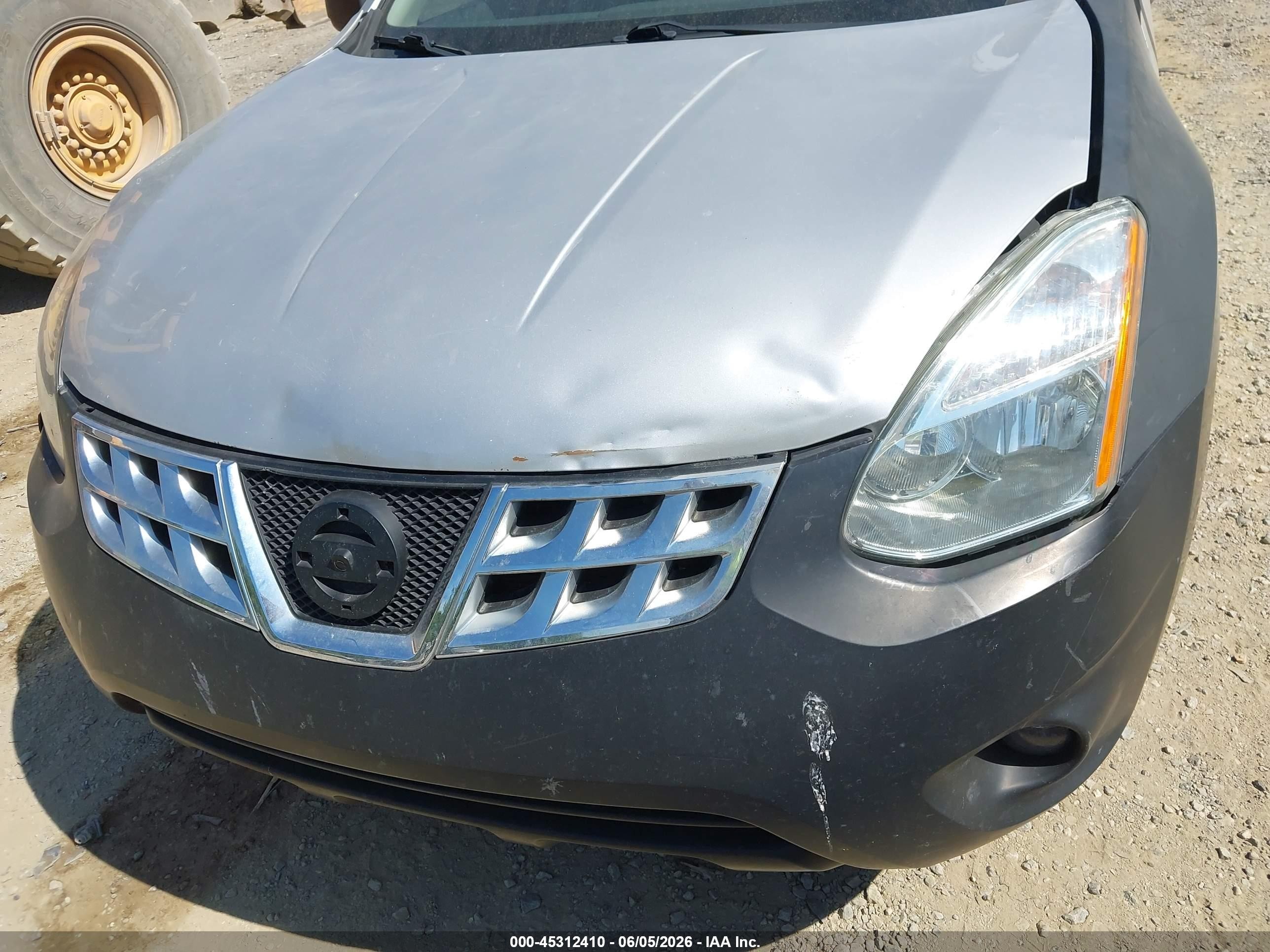 2011 Nissan Rogue S Silver vin: JN8AS5MV0BW667995