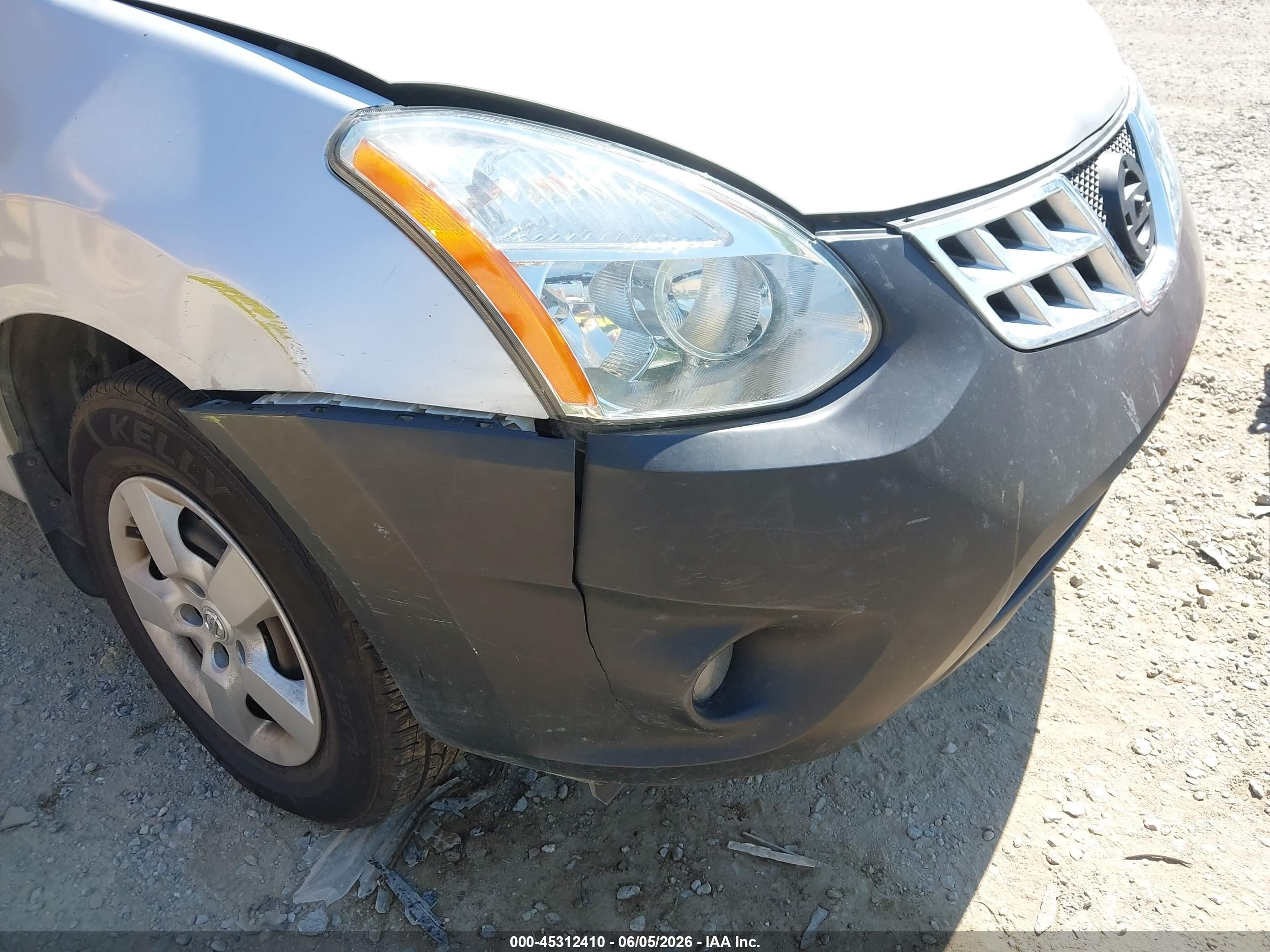 2011 Nissan Rogue S Silver vin: JN8AS5MV0BW667995