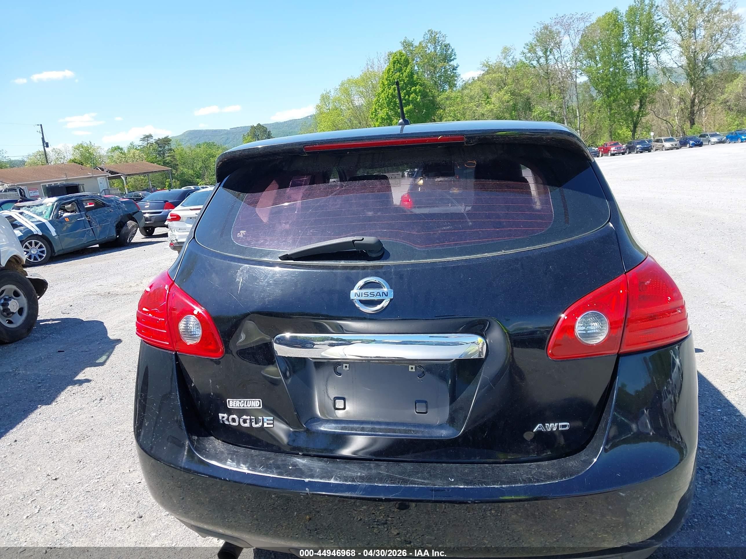 2011 Nissan Rogue S Black vin: JN8AS5MV0BW678379