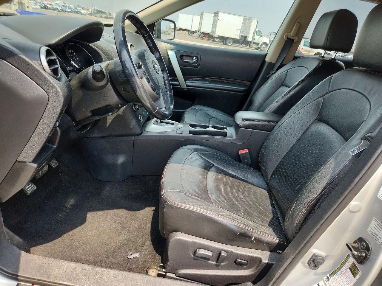 2011 Nissan Rogue S Серебряный vin: JN8AS5MV0BW685851