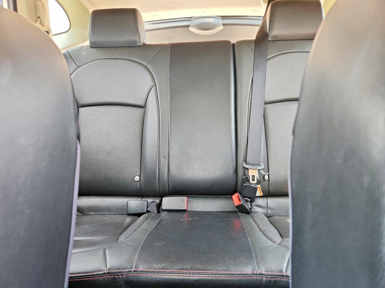 2011 Nissan Rogue S Серебряный vin: JN8AS5MV0BW685851