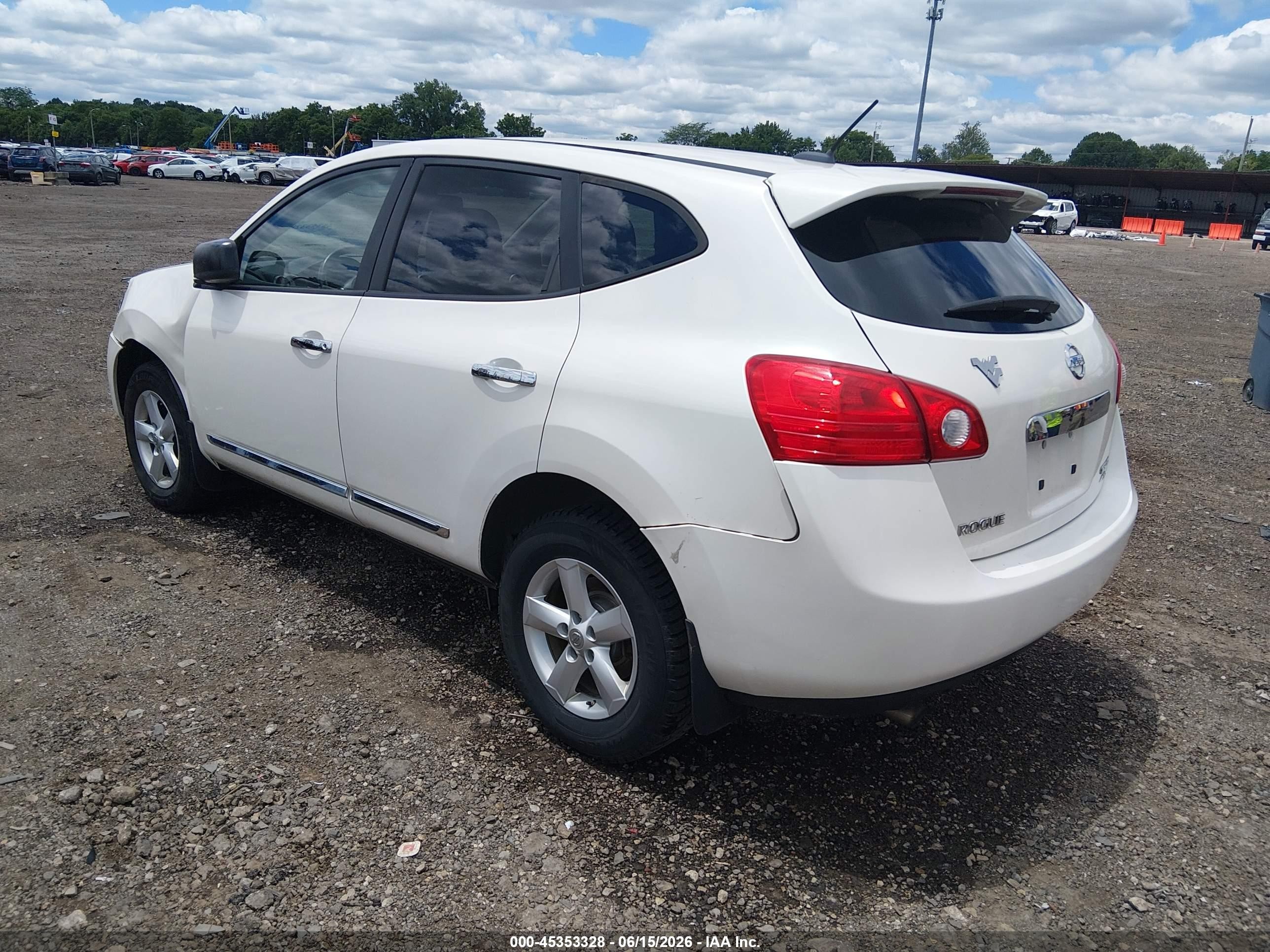 2012 Nissan Rogue S White vin: JN8AS5MV0CW360179