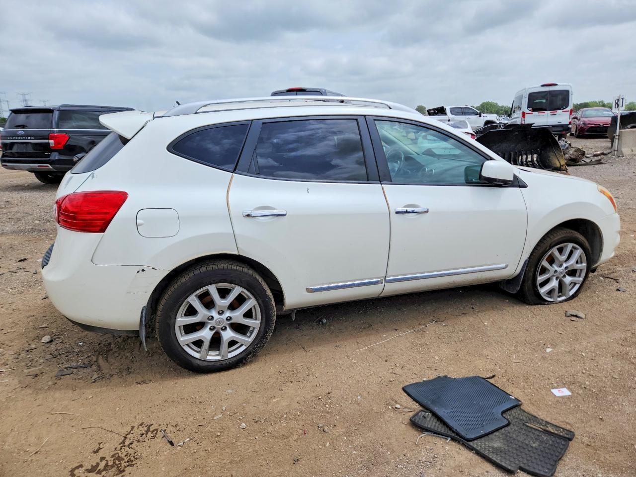 2012 Nissan Rogue S White vin: JN8AS5MV0CW379668