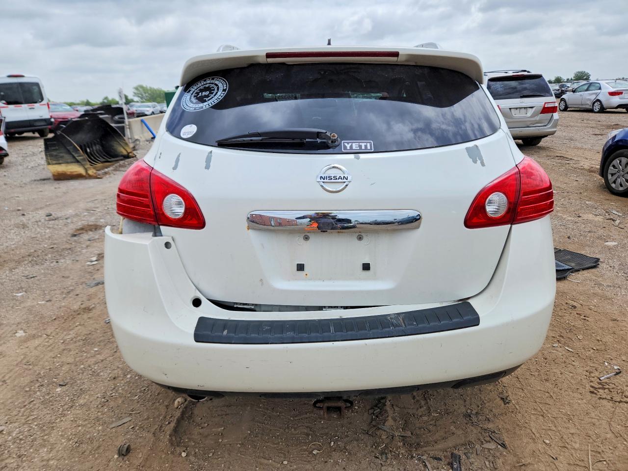 2012 Nissan Rogue S White vin: JN8AS5MV0CW379668