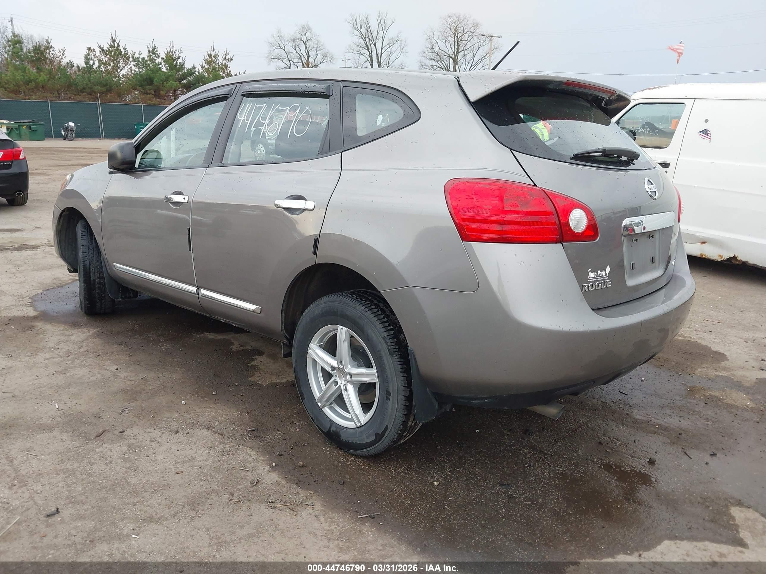 2012 Nissan Rogue S Gray vin: JN8AS5MV0CW389357