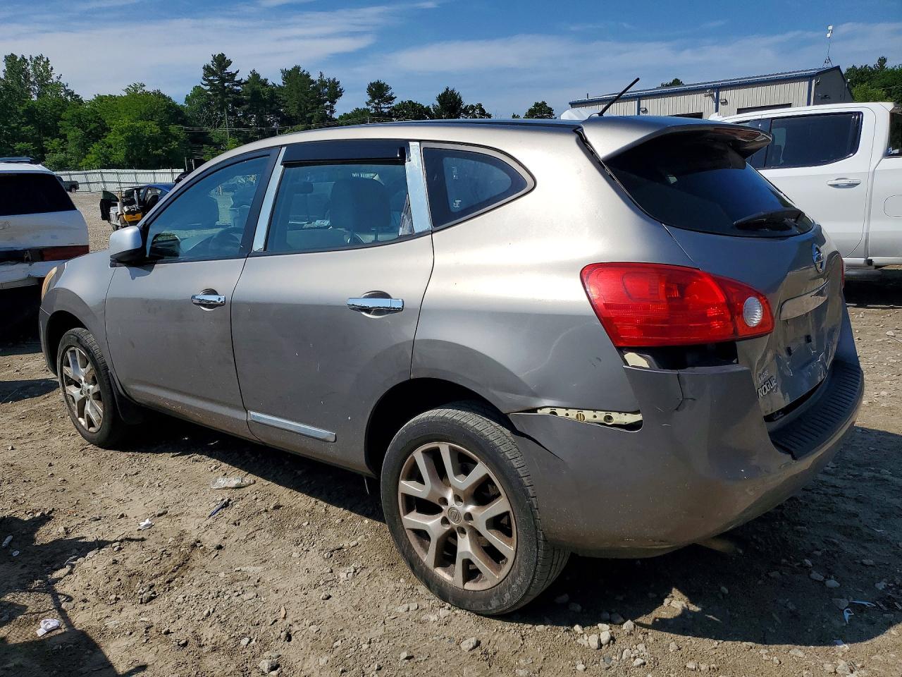 2012 Nissan Rogue S Silver vin: JN8AS5MV0CW406528