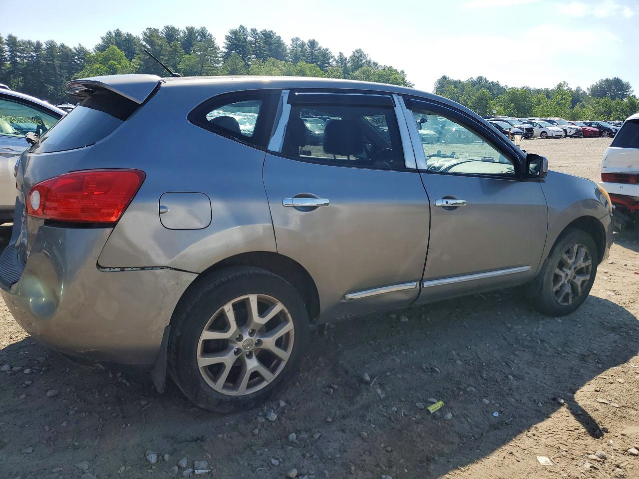 2012 Nissan Rogue S Silver vin: JN8AS5MV0CW406528