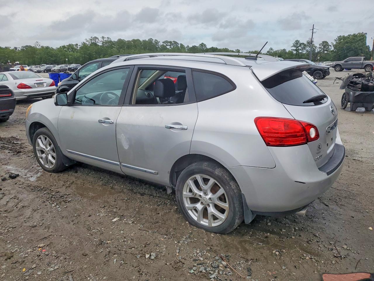 2012 Nissan Rogue S Silver vin: JN8AS5MV0CW409493