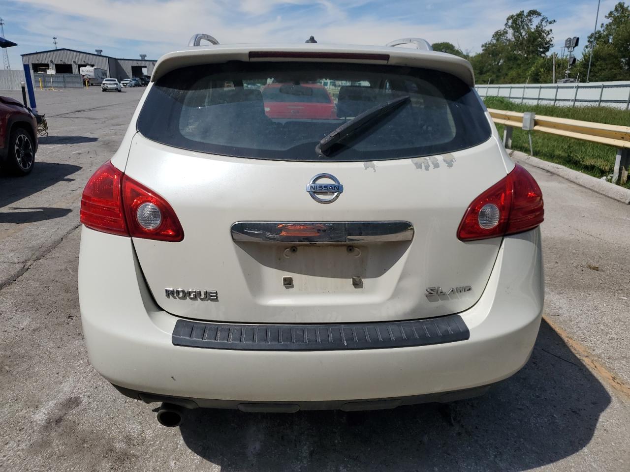 2012 Nissan Rogue S White vin: JN8AS5MV0CW414578