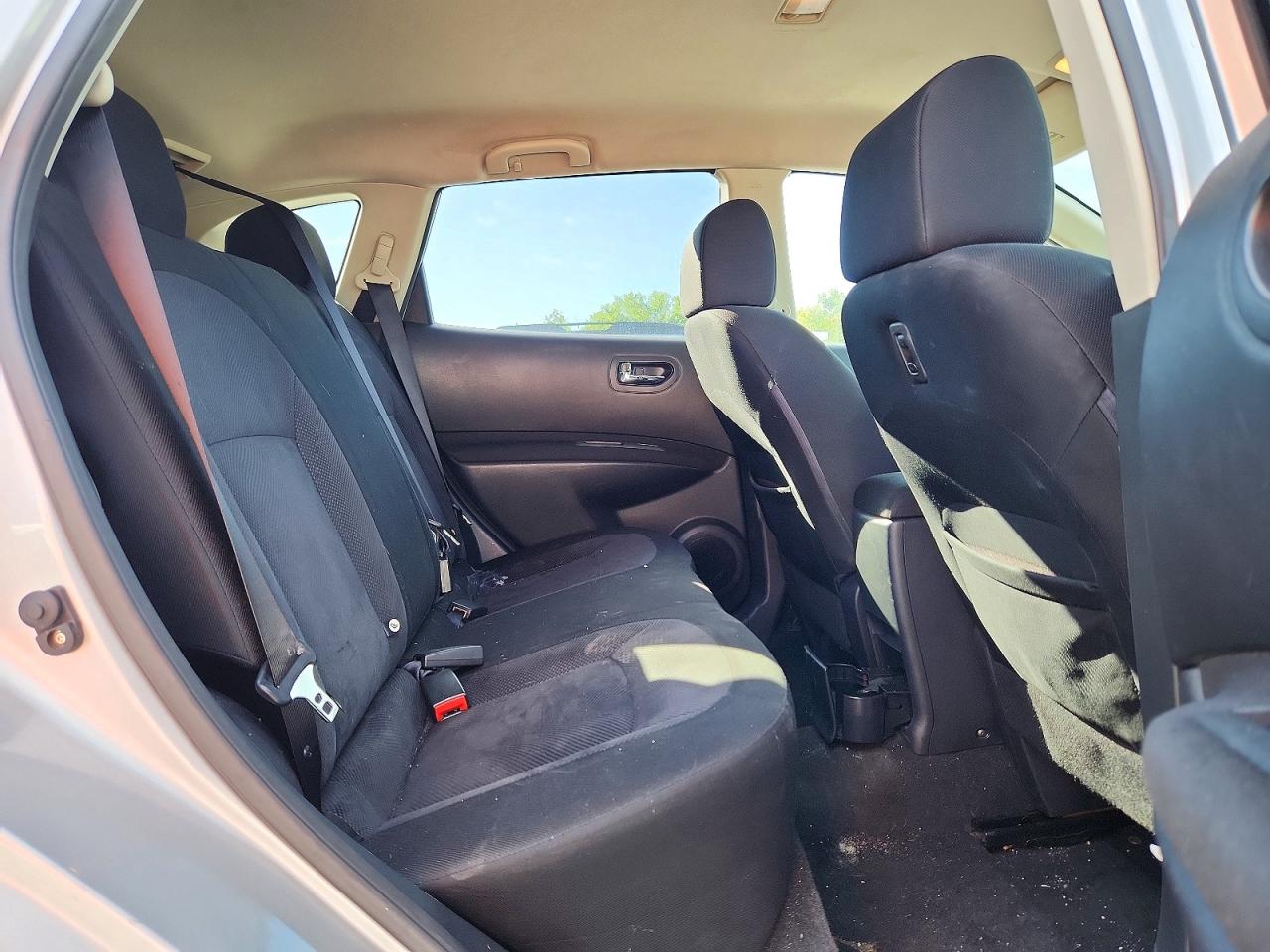 2012 Nissan Rogue S Серебряный vin: JN8AS5MV0CW715478