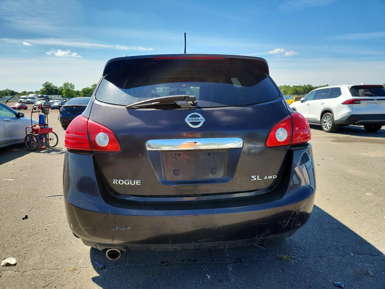 2013 Nissan Rogue S Maroon vin: JN8AS5MV0DW100916