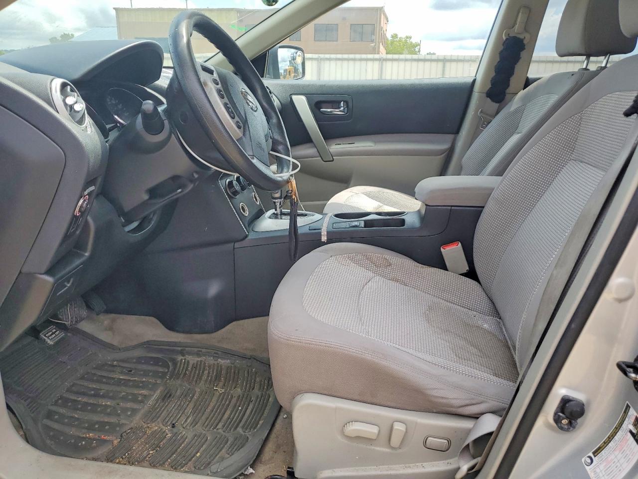2013 Nissan Rogue S Silver vin: JN8AS5MV0DW103217