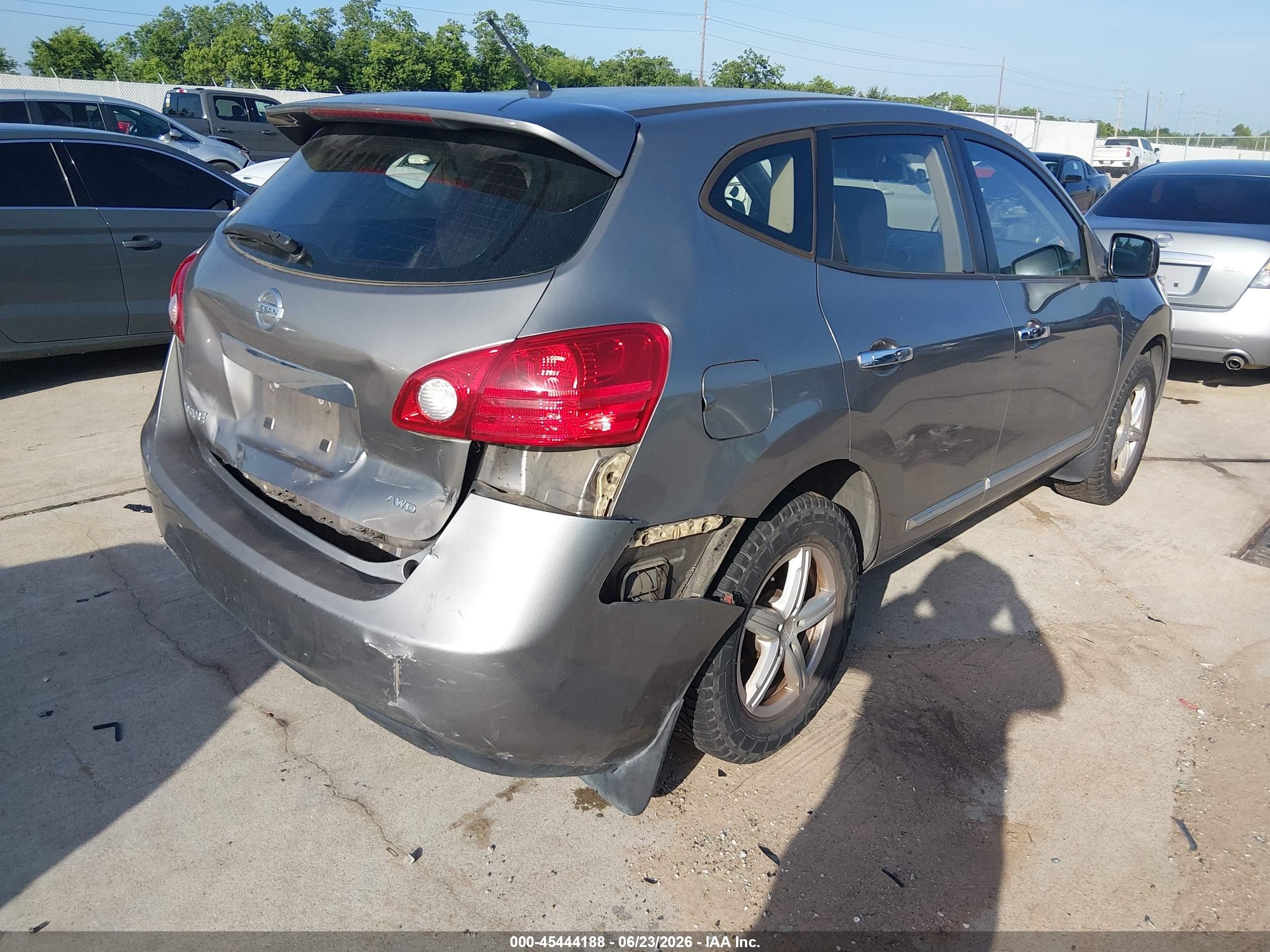 2013 Nissan Rogue S Silver vin: JN8AS5MV0DW116226