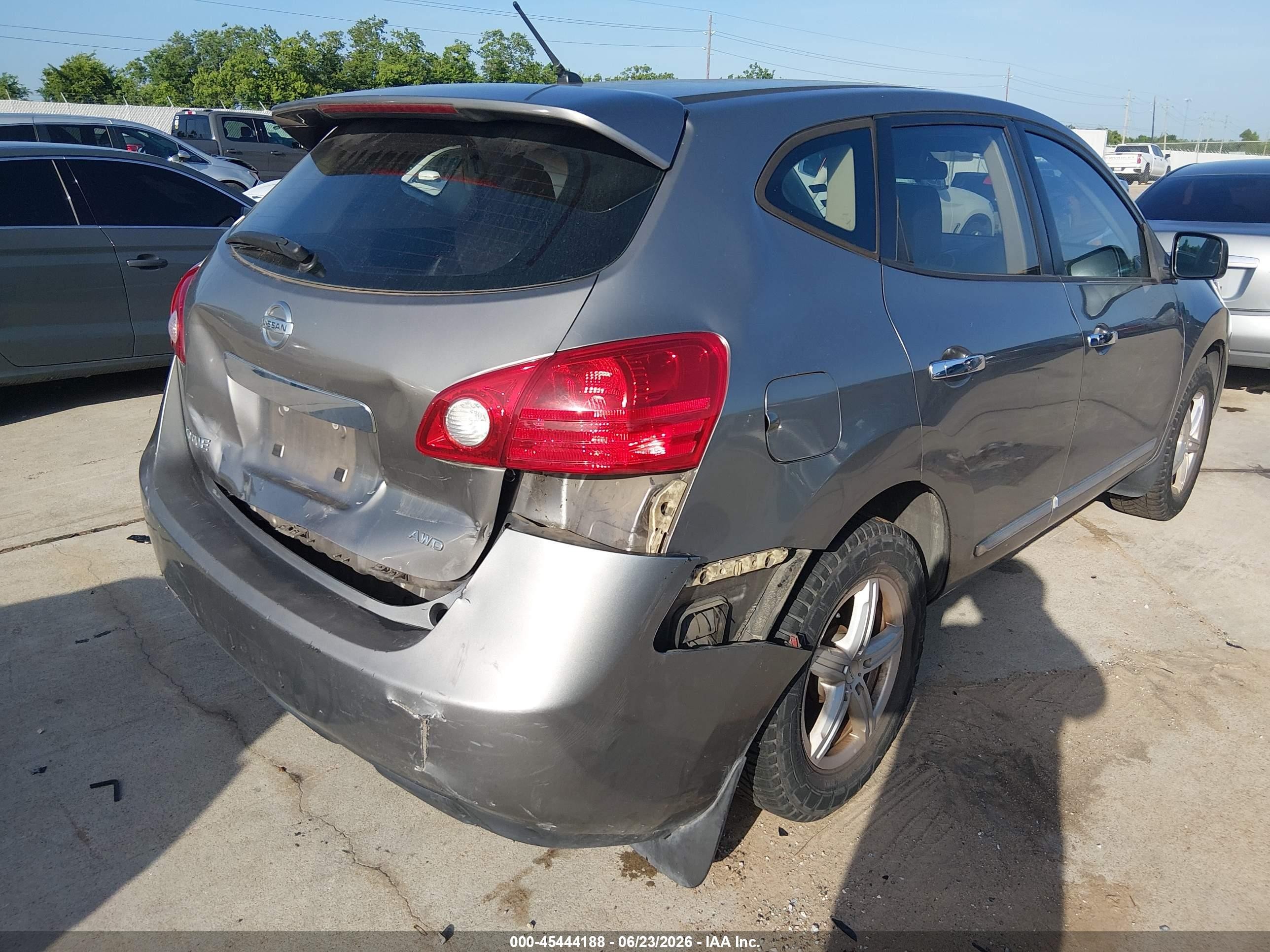 2013 Nissan Rogue S Silver vin: JN8AS5MV0DW116226