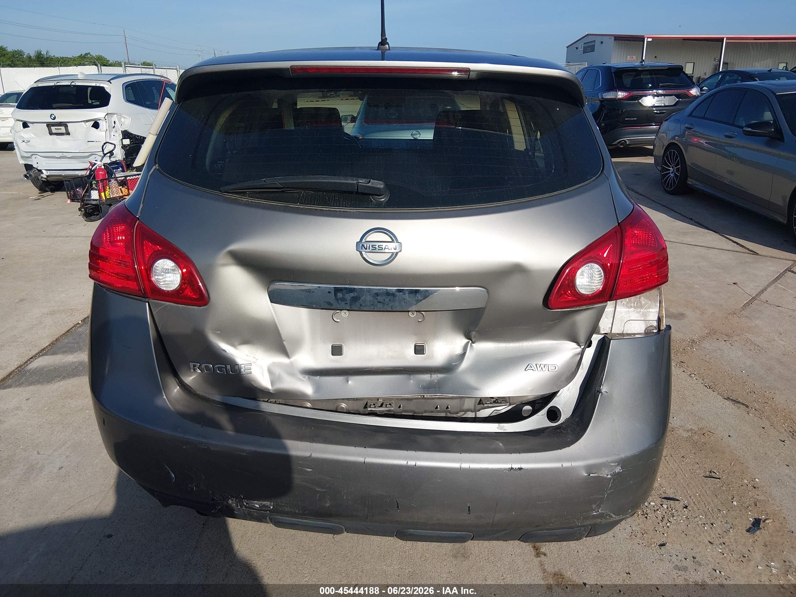 2013 Nissan Rogue S Silver vin: JN8AS5MV0DW116226