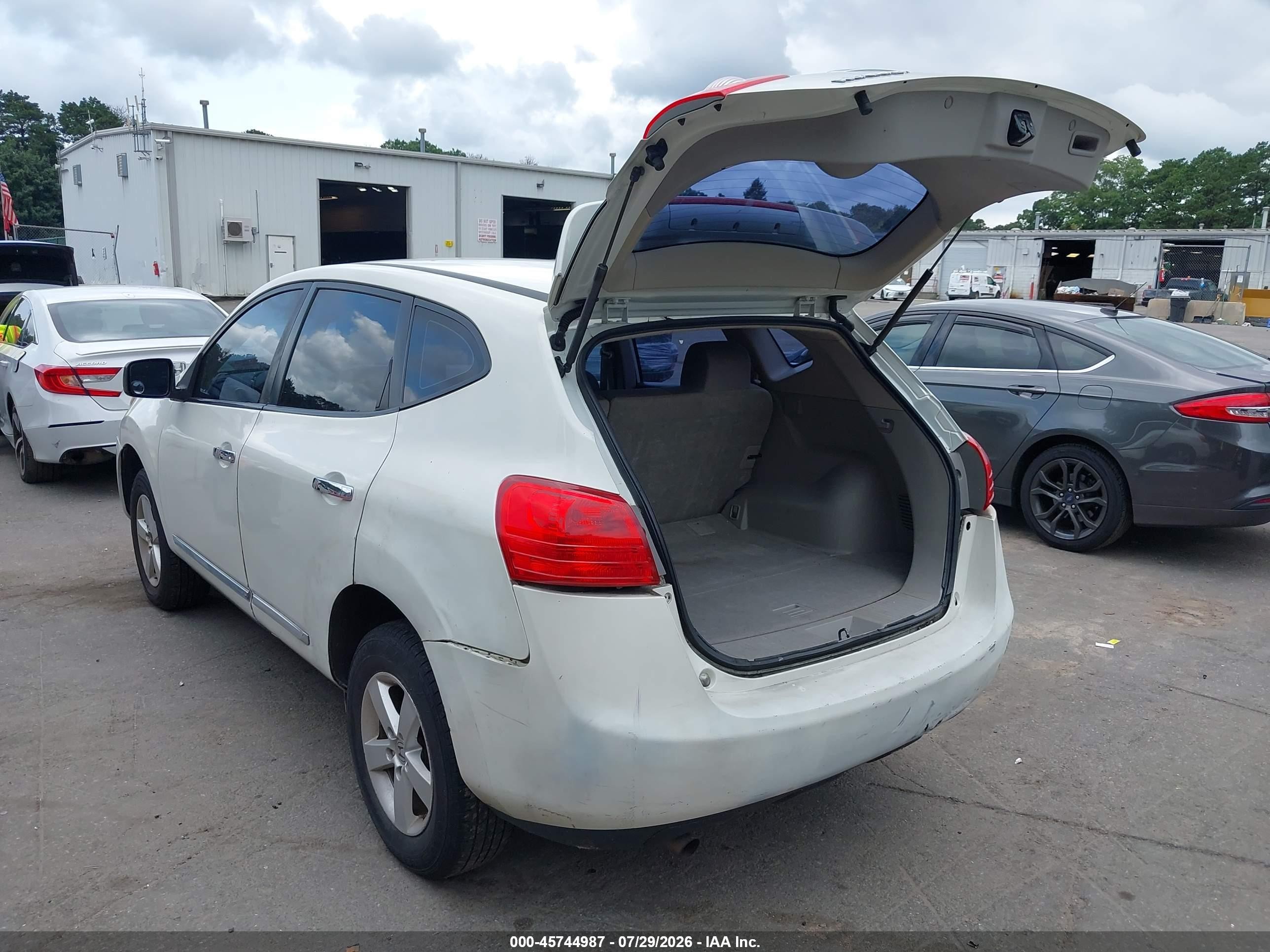 2013 Nissan Rogue S White vin: JN8AS5MV0DW121667