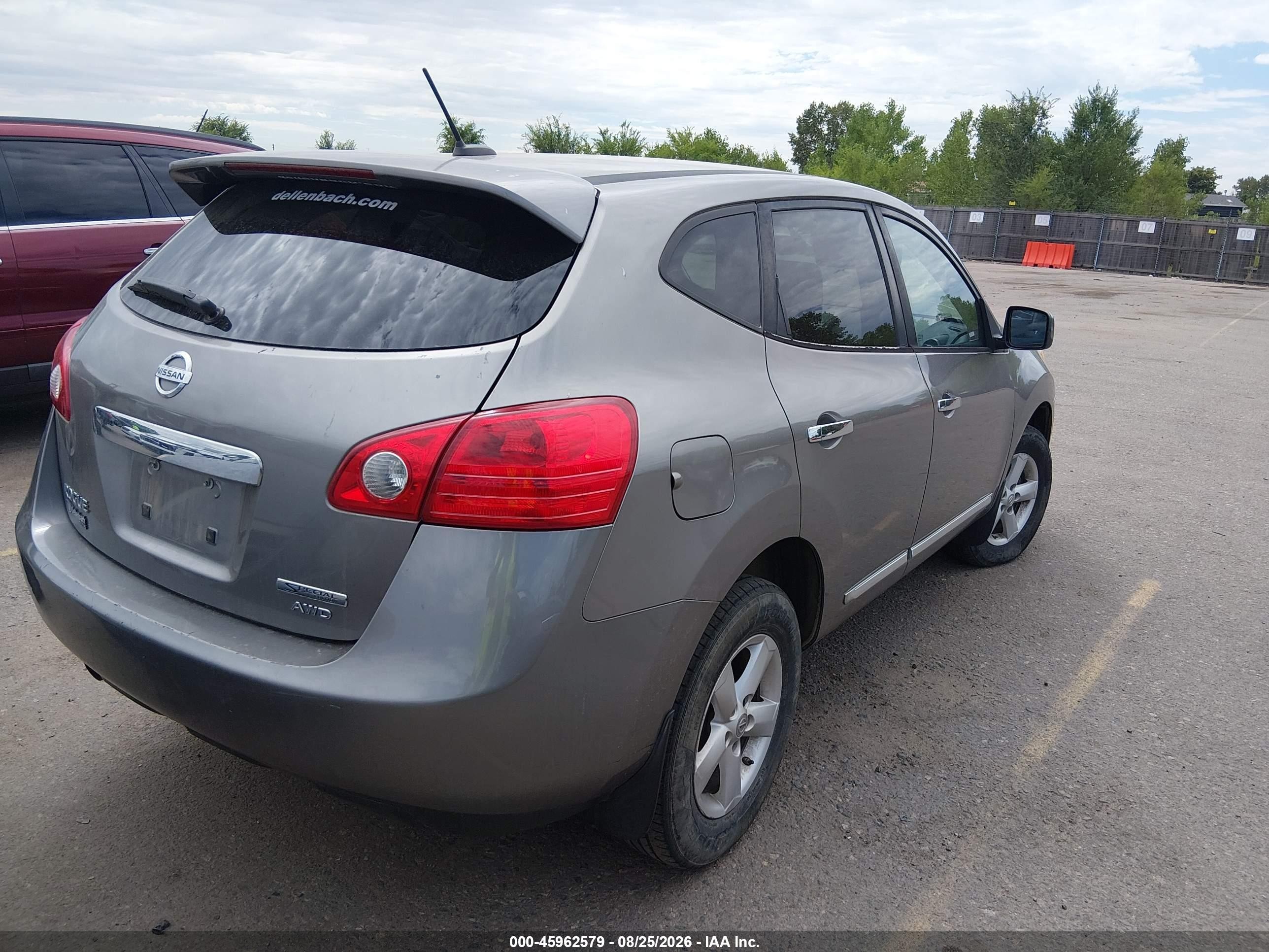 2013 Nissan Rogue S Серый vin: JN8AS5MV0DW148450
