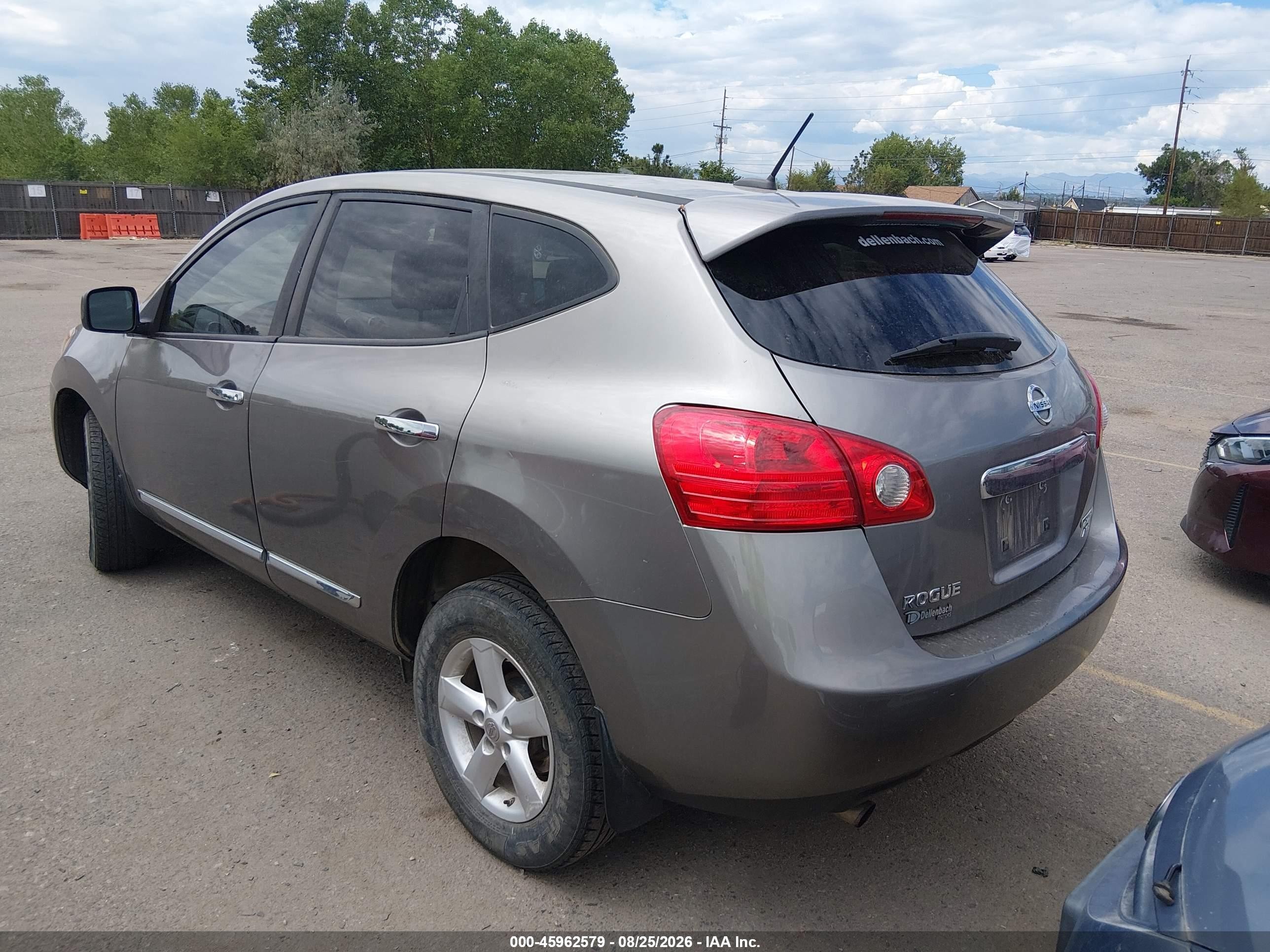 2013 Nissan Rogue S Серый vin: JN8AS5MV0DW148450