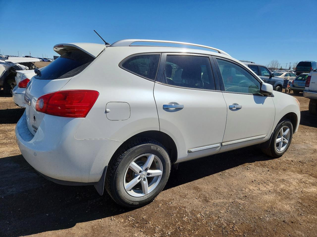 2013 Nissan Rogue S Белый vin: JN8AS5MV0DW150411