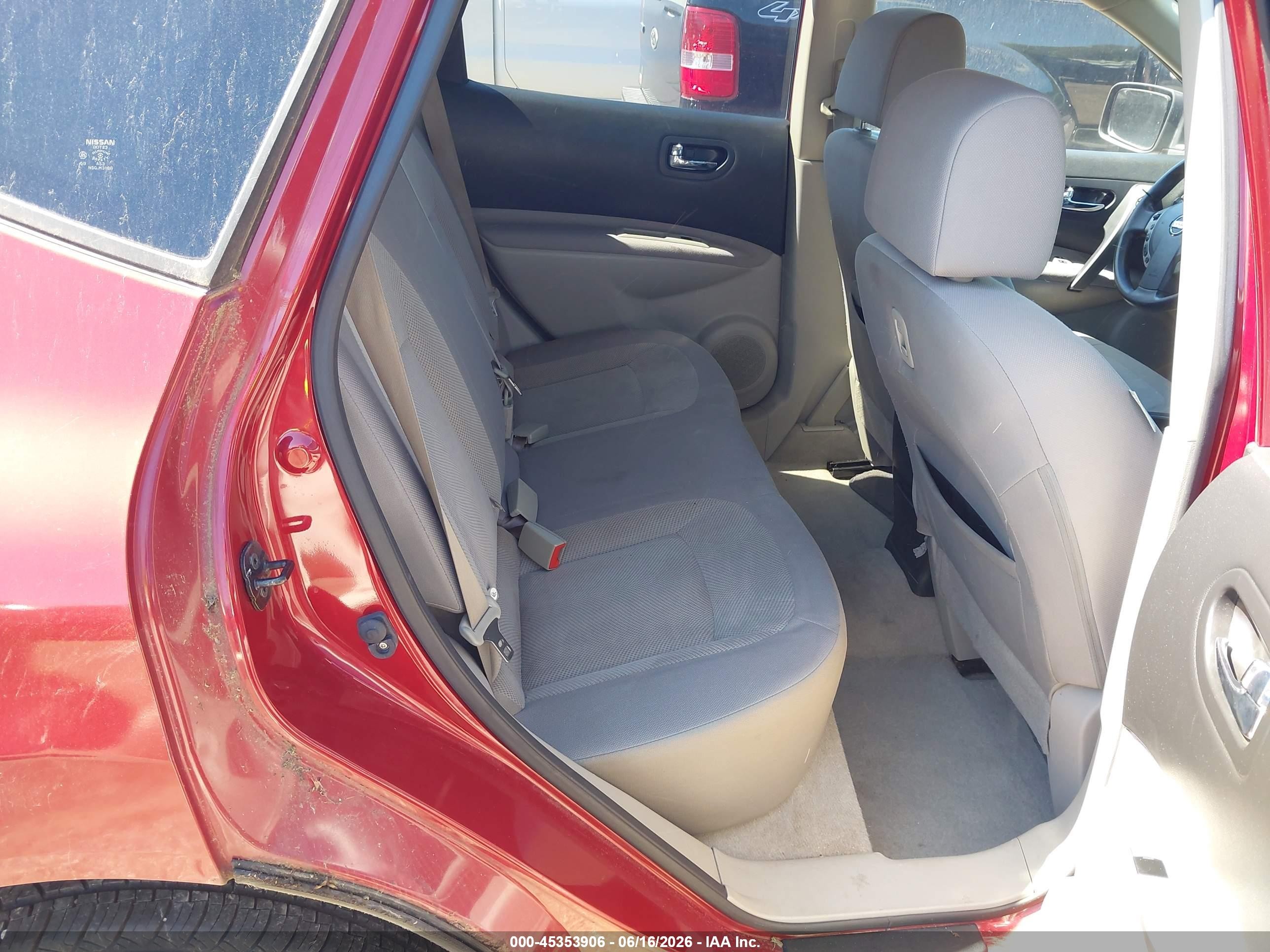 2013 Nissan Rogue S Red vin: JN8AS5MV0DW615849