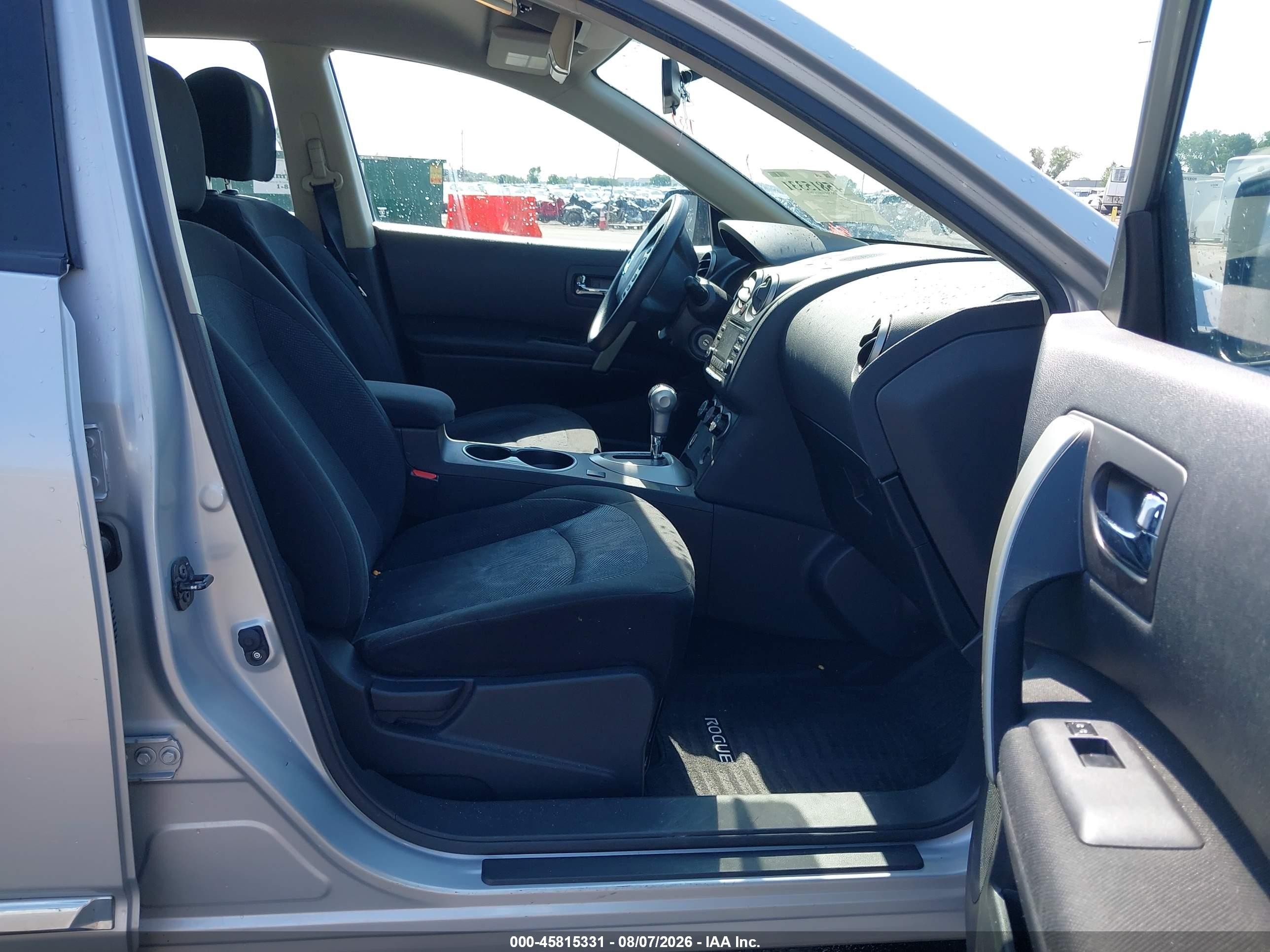 2014 Nissan Rogue Select S Silver vin: JN8AS5MV0EW705987