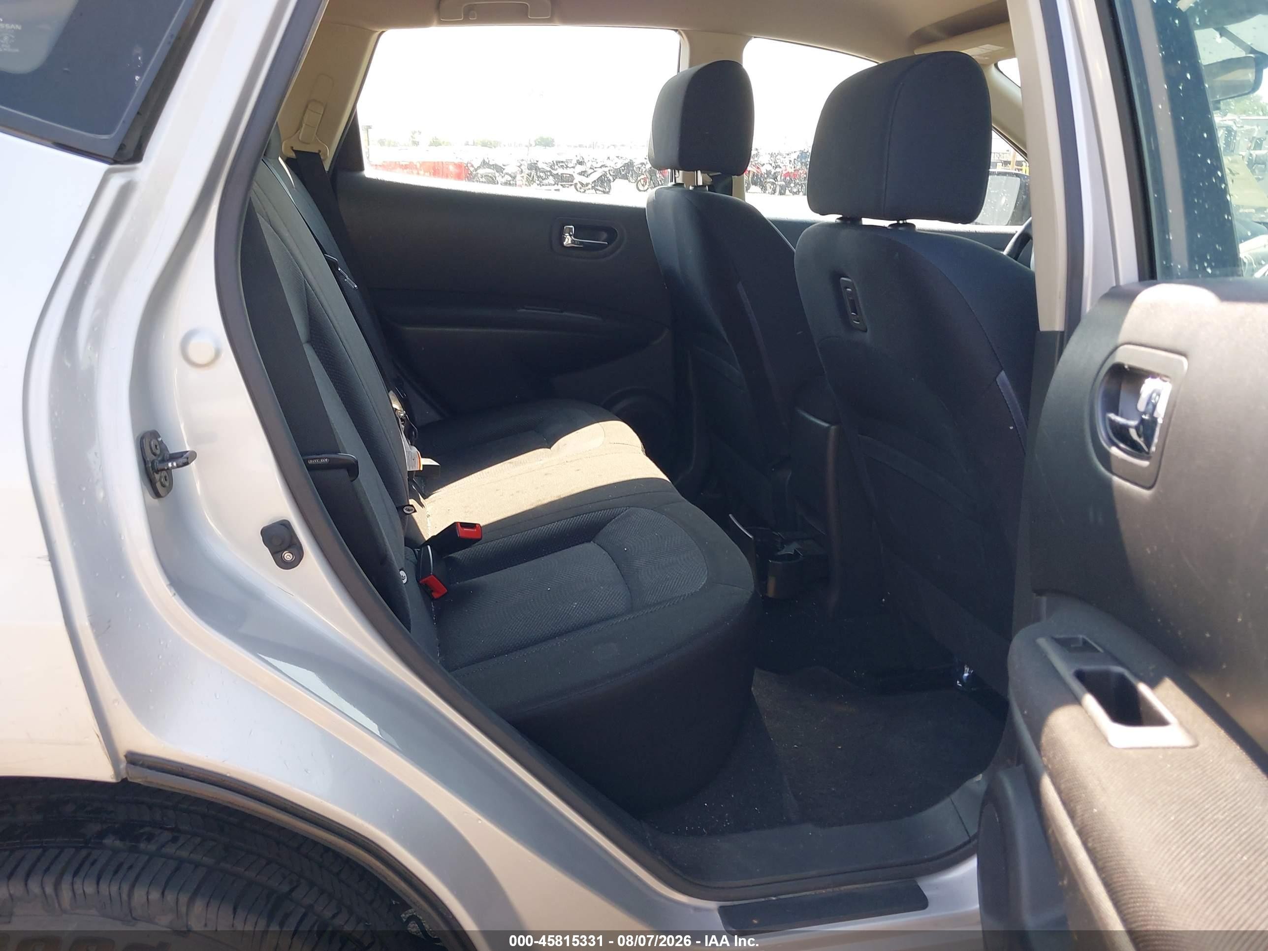2014 Nissan Rogue Select S Silver vin: JN8AS5MV0EW705987