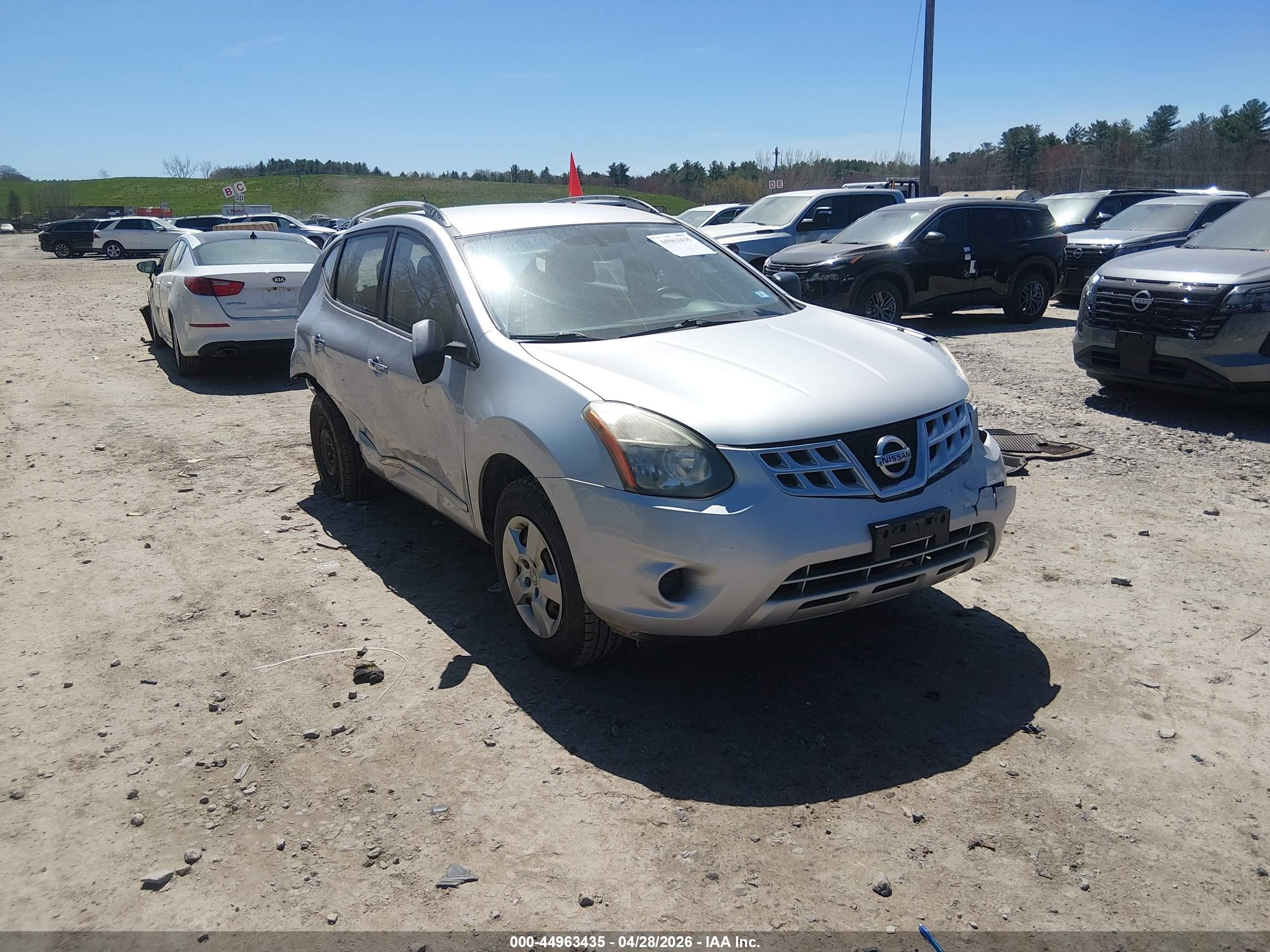 2014 Nissan Rogue Select S Silver vin: JN8AS5MV0EW713202