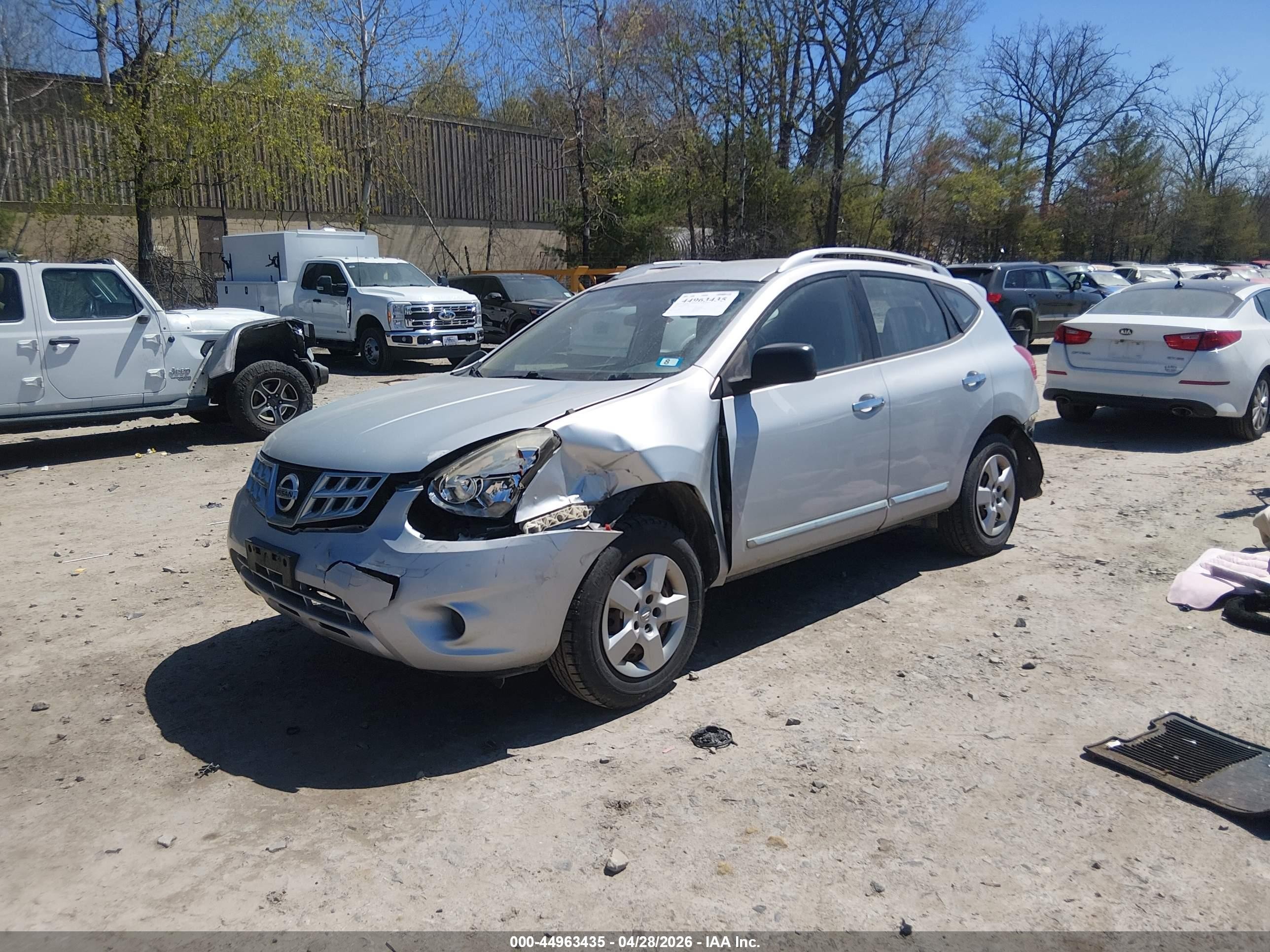 2014 Nissan Rogue Select S Silver vin: JN8AS5MV0EW713202
