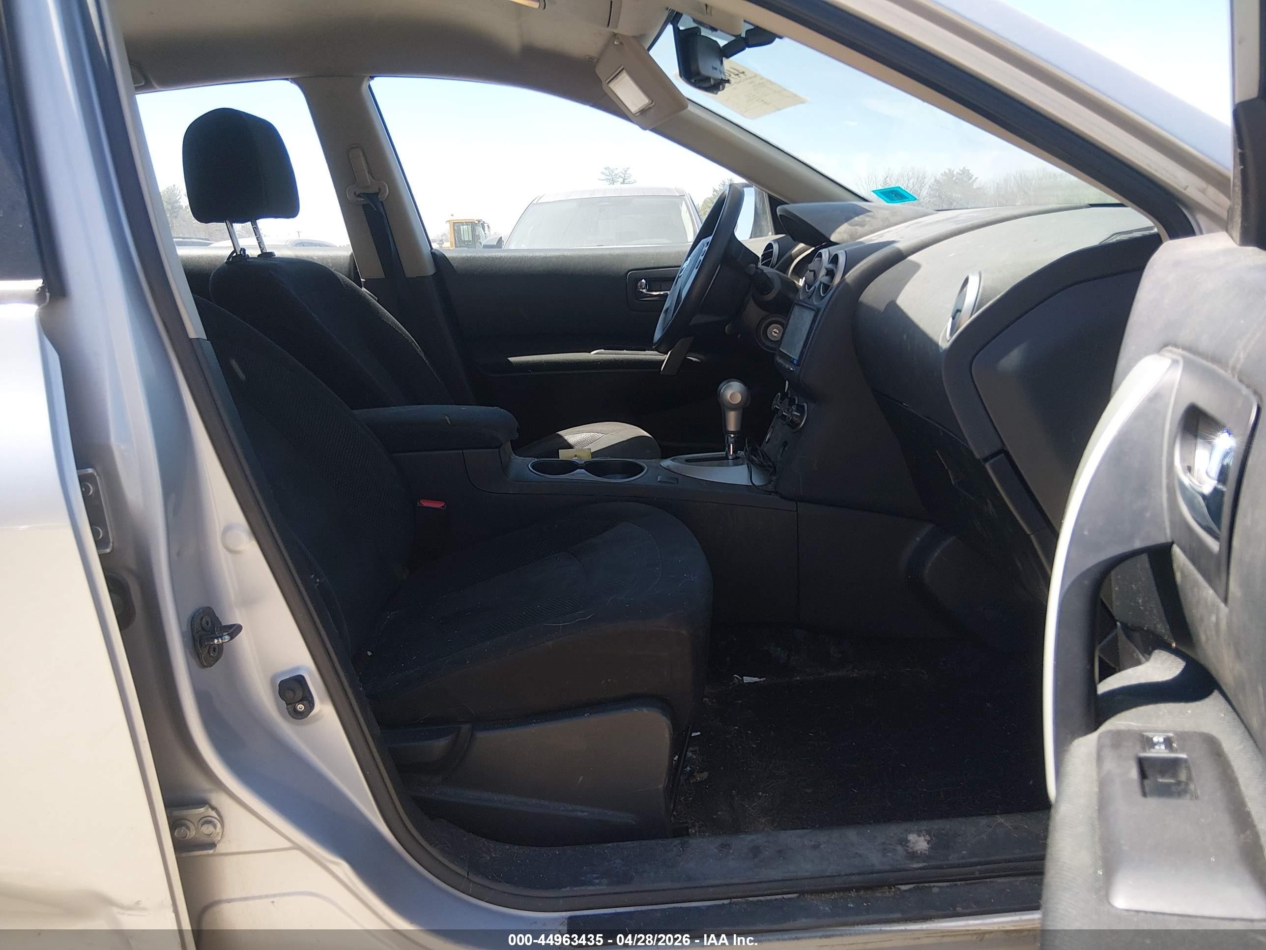 2014 Nissan Rogue Select S Silver vin: JN8AS5MV0EW713202