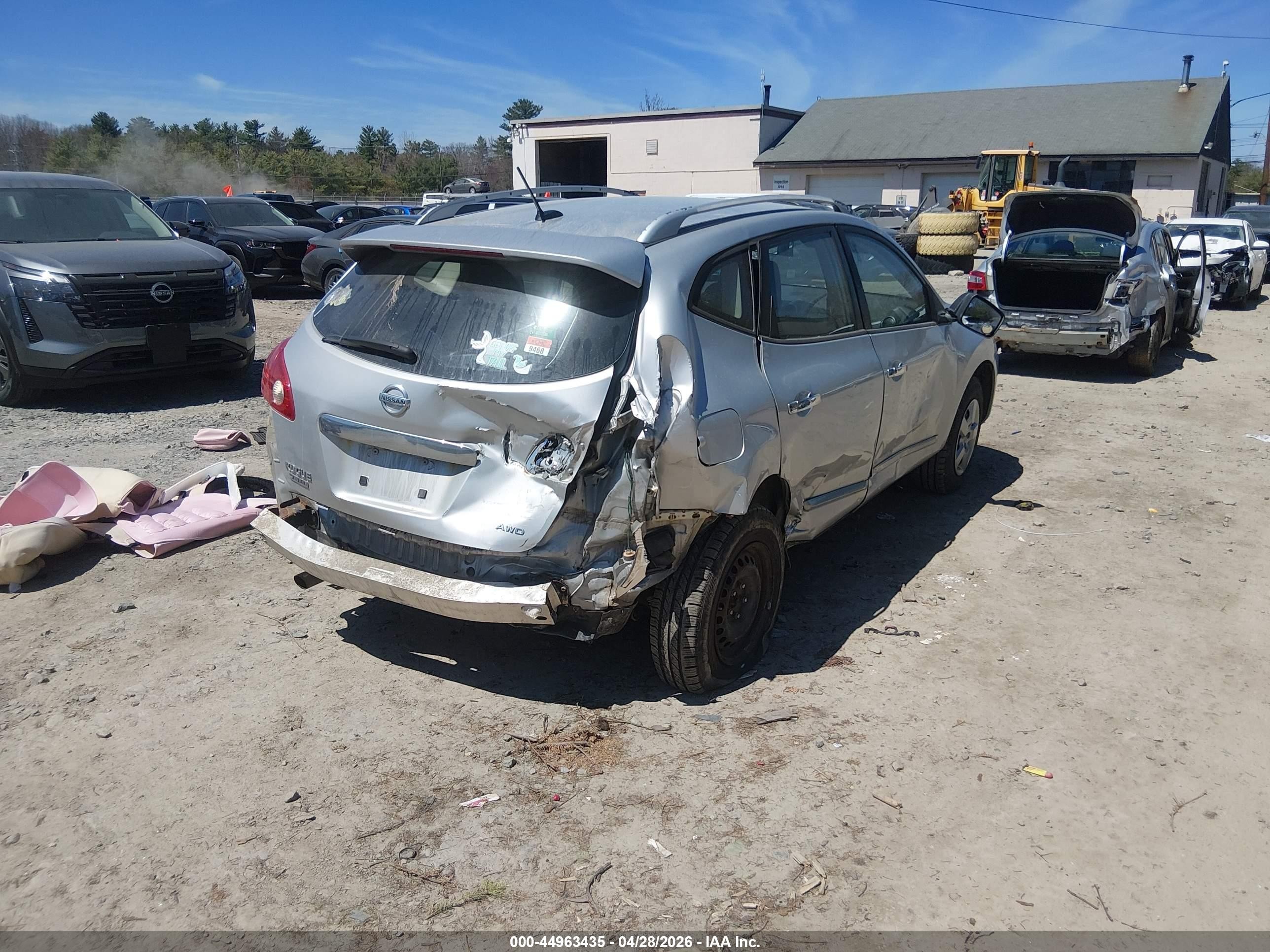 2014 Nissan Rogue Select S Silver vin: JN8AS5MV0EW713202