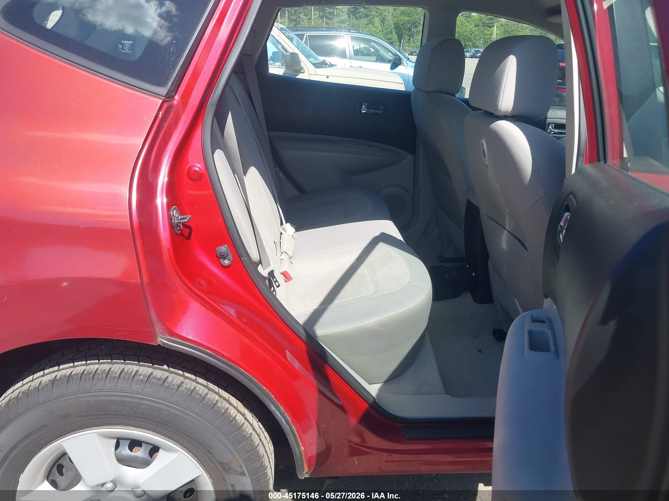 2014 Nissan Rogue Select S Red vin: JN8AS5MV0EW715578
