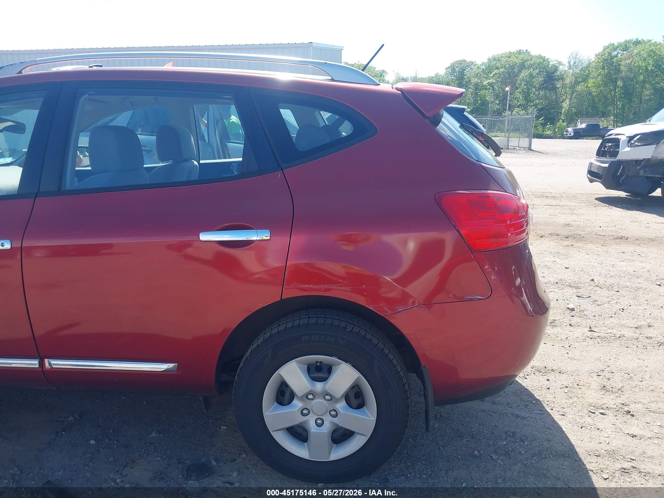 2014 Nissan Rogue Select S Red vin: JN8AS5MV0EW715578