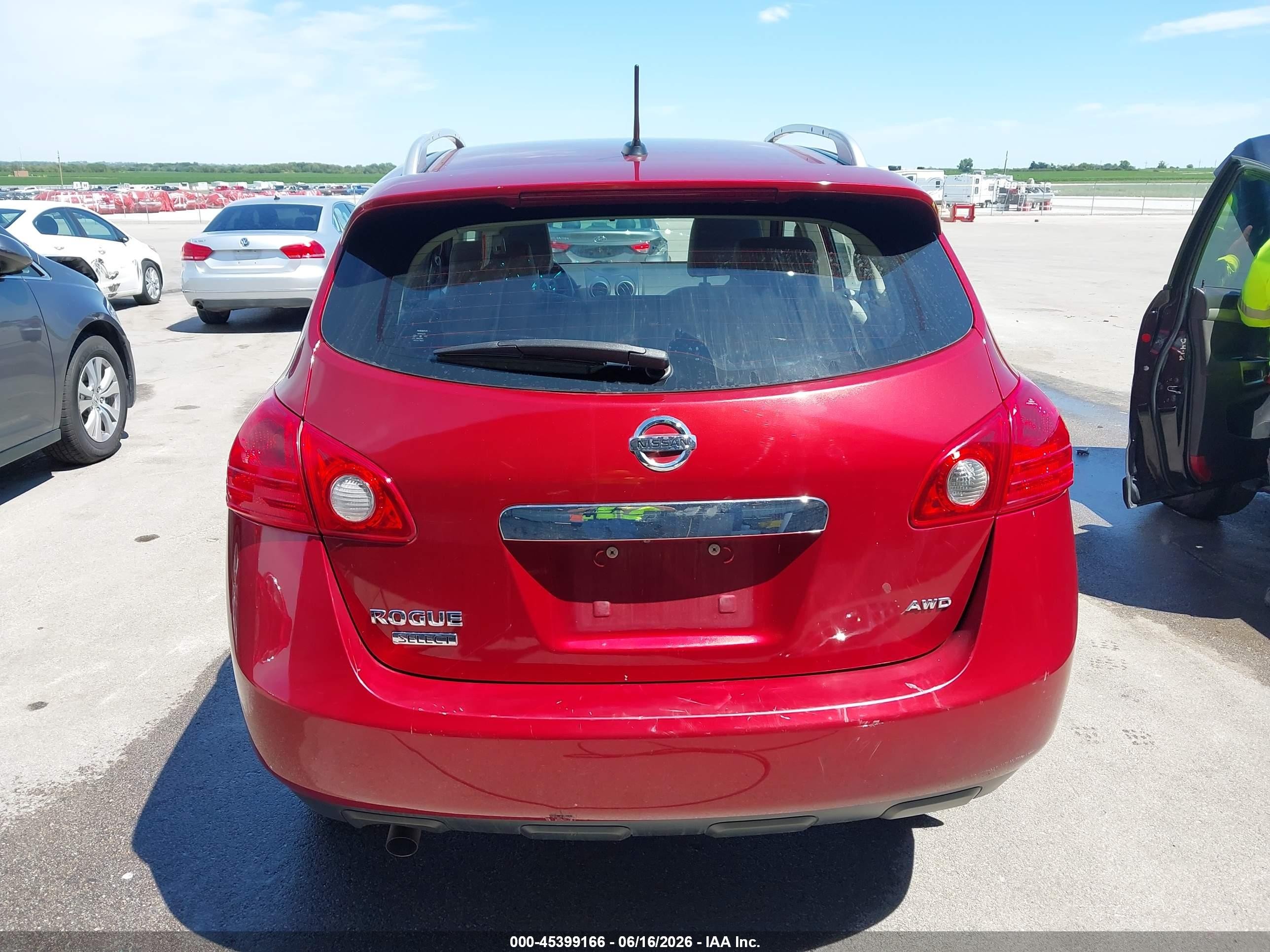 2014 Nissan Rogue Select S Red vin: JN8AS5MV0EW716360