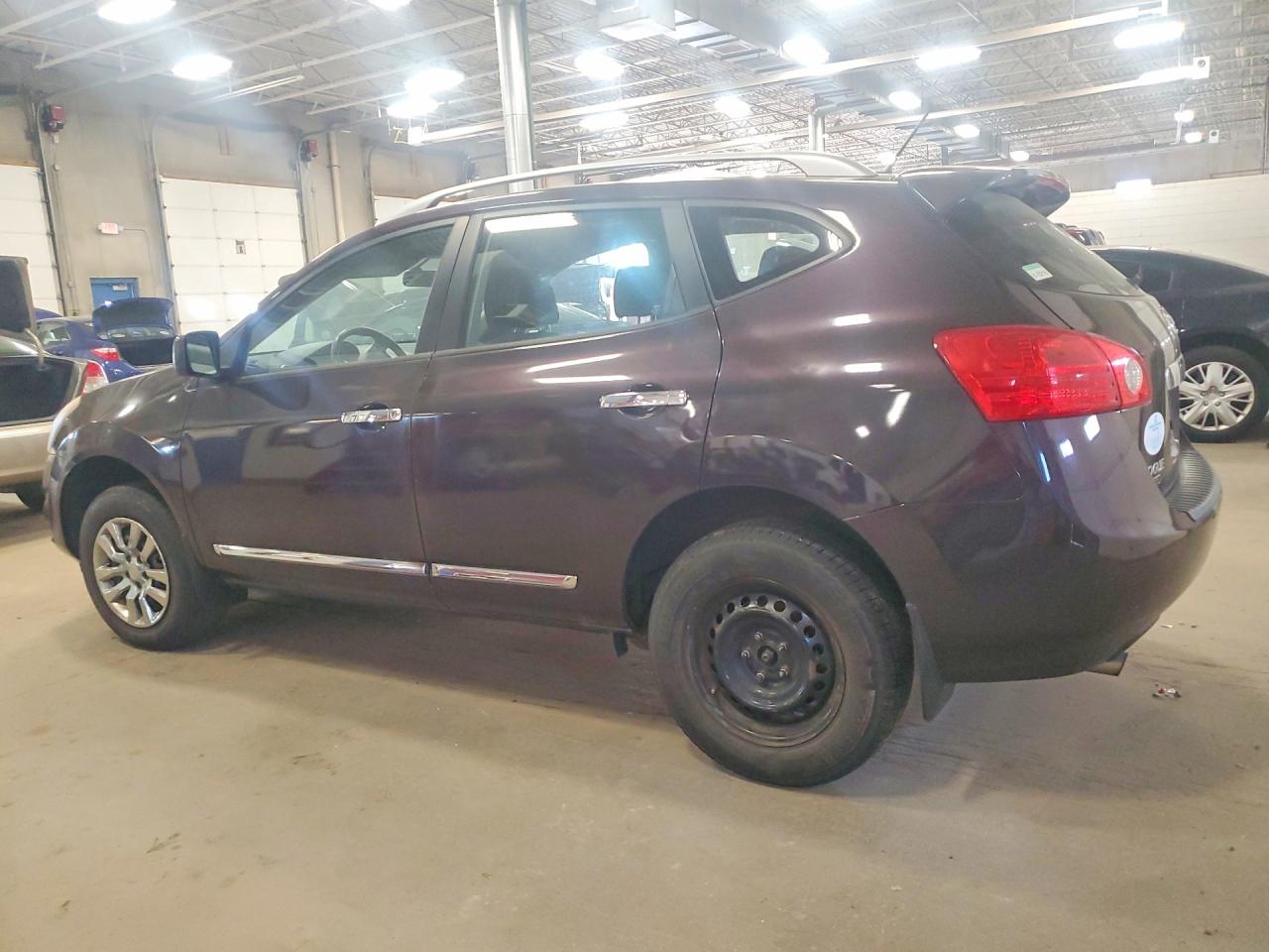 2015 Nissan Rogue Select S Коричневый vin: JN8AS5MV0FW250835